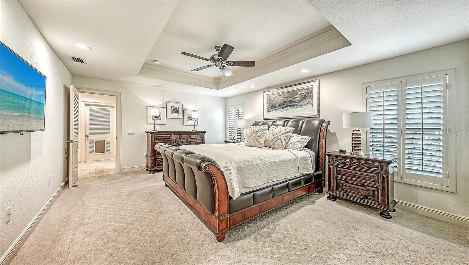 5104 FLICKER FIELD CIR