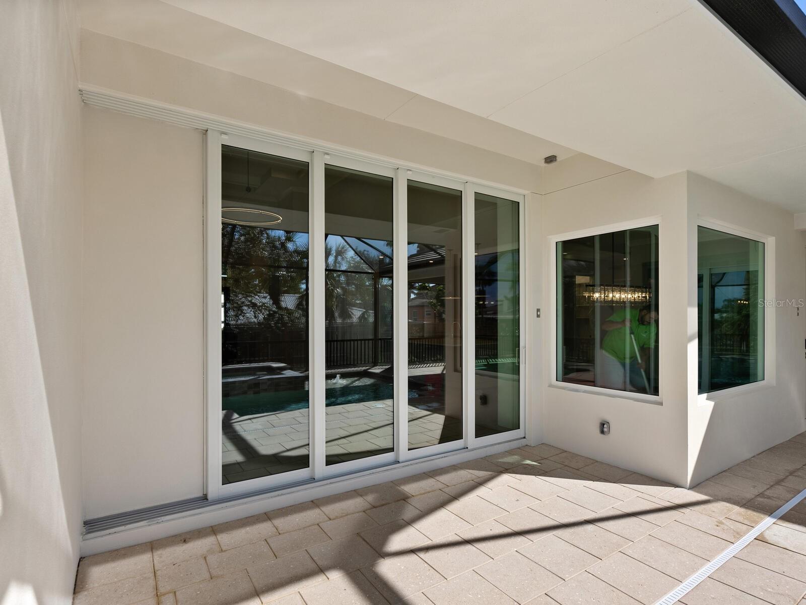 616 MANGROVE POINT RD