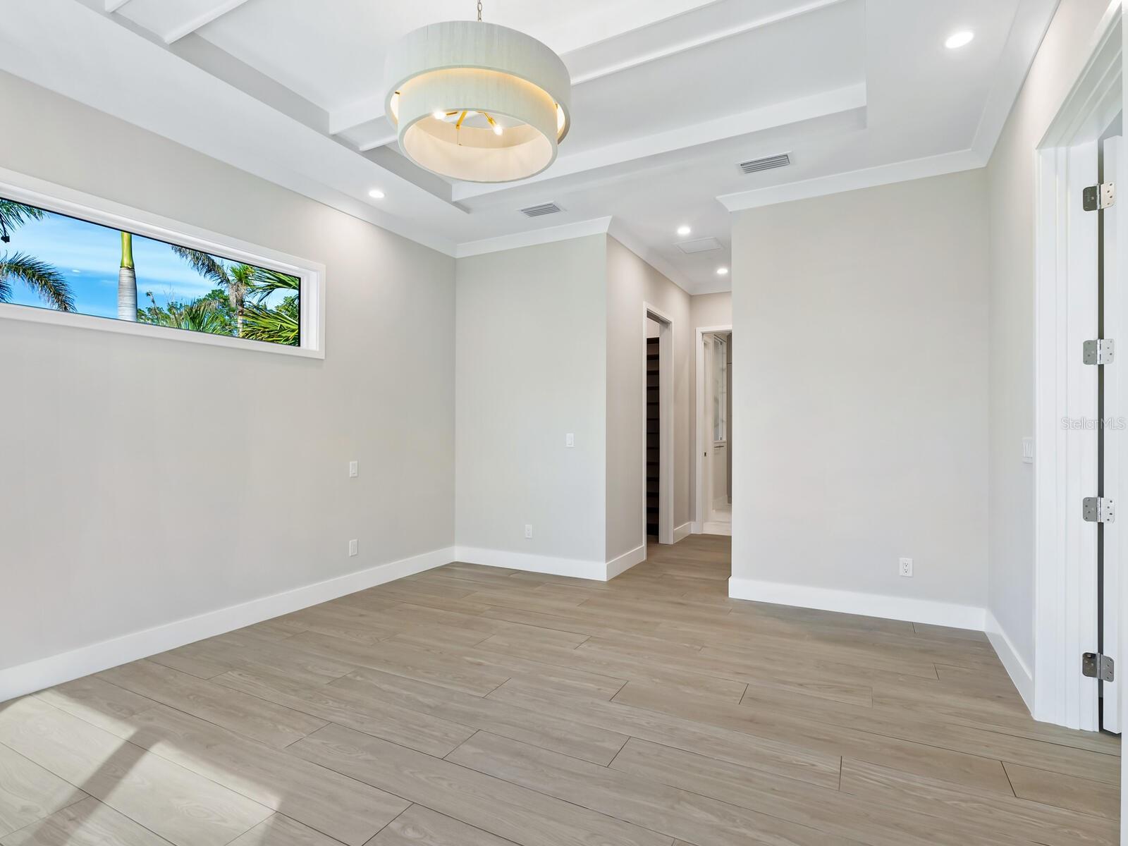 616 MANGROVE POINT RD