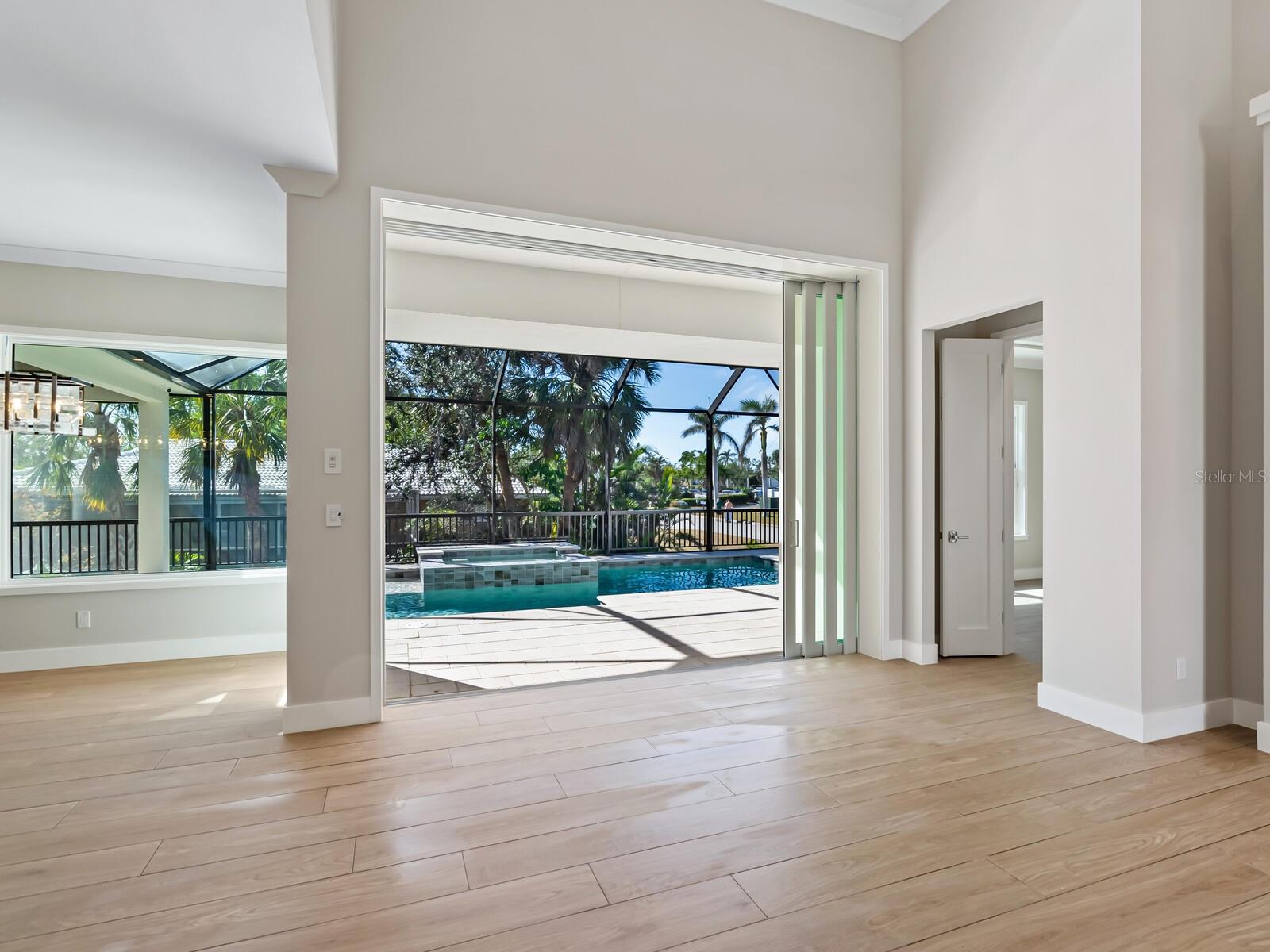 616 MANGROVE POINT RD