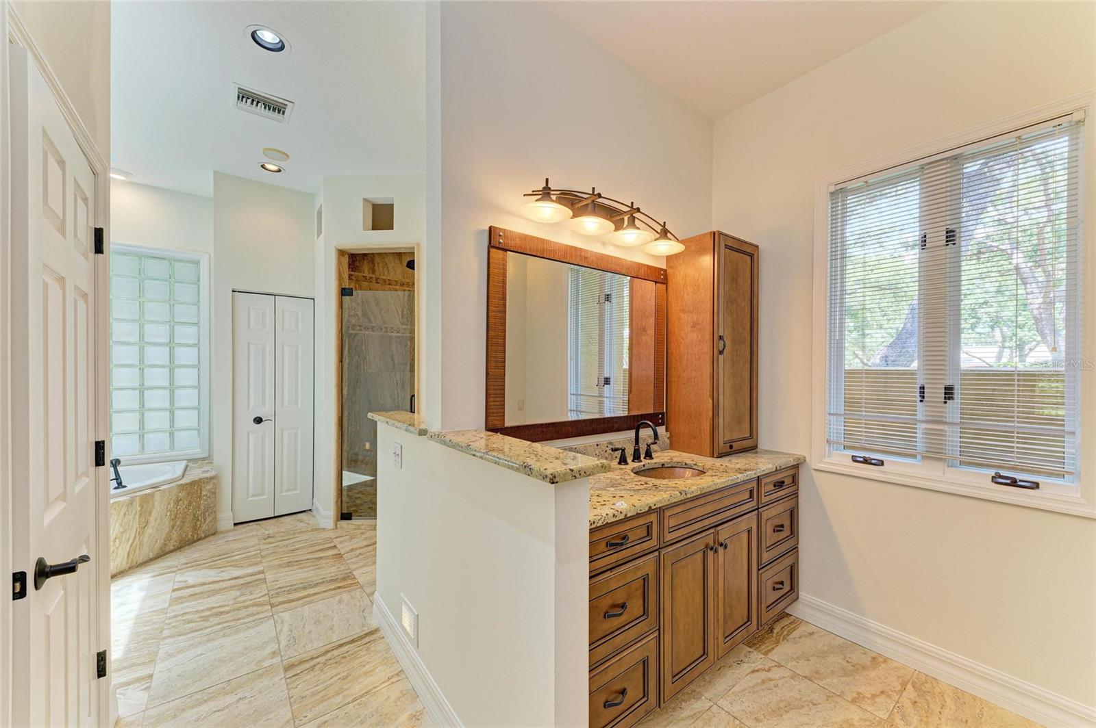 4647 STONE RIDGE TRL