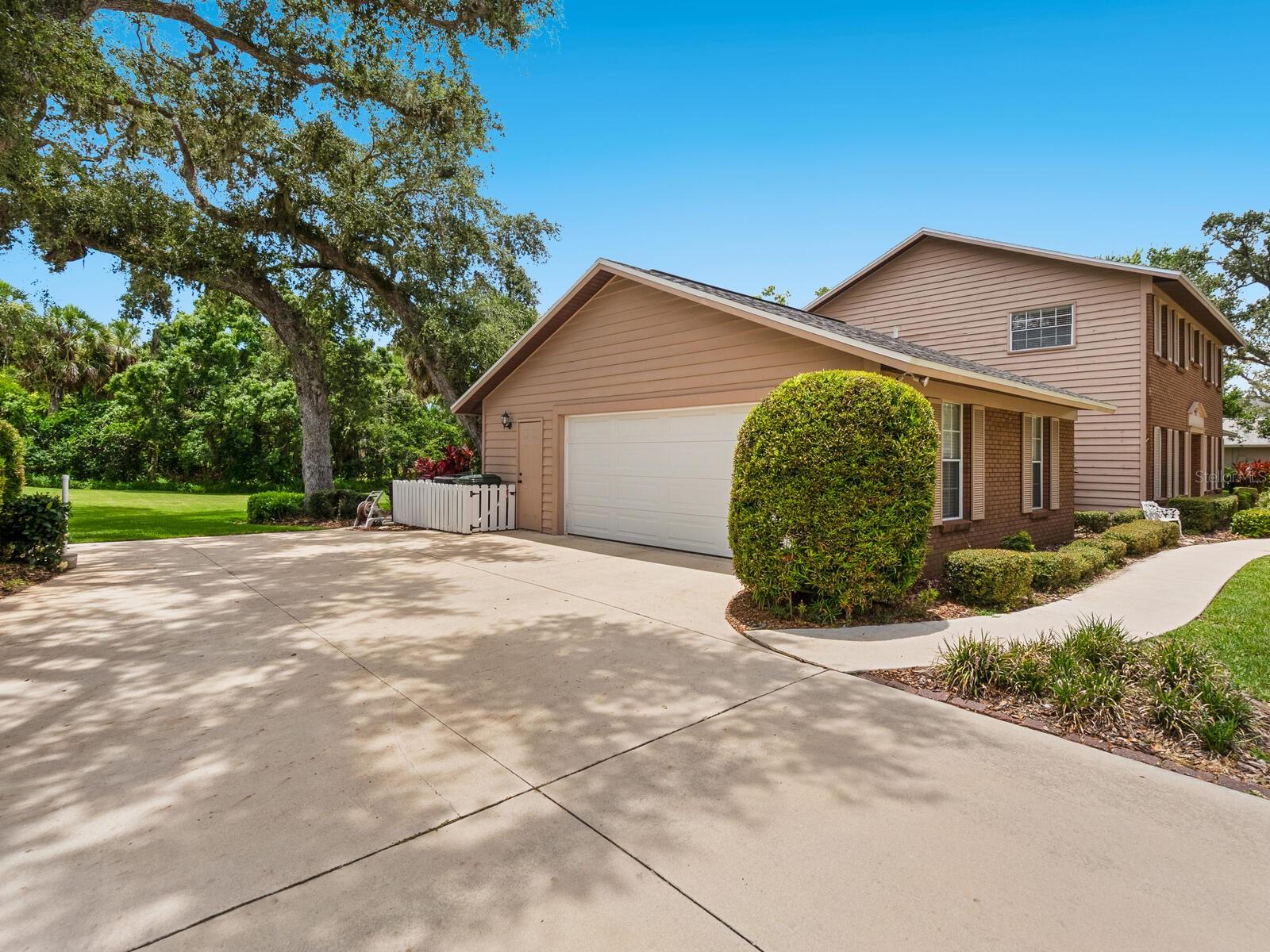 3632 BENEVA OAKS BLVD