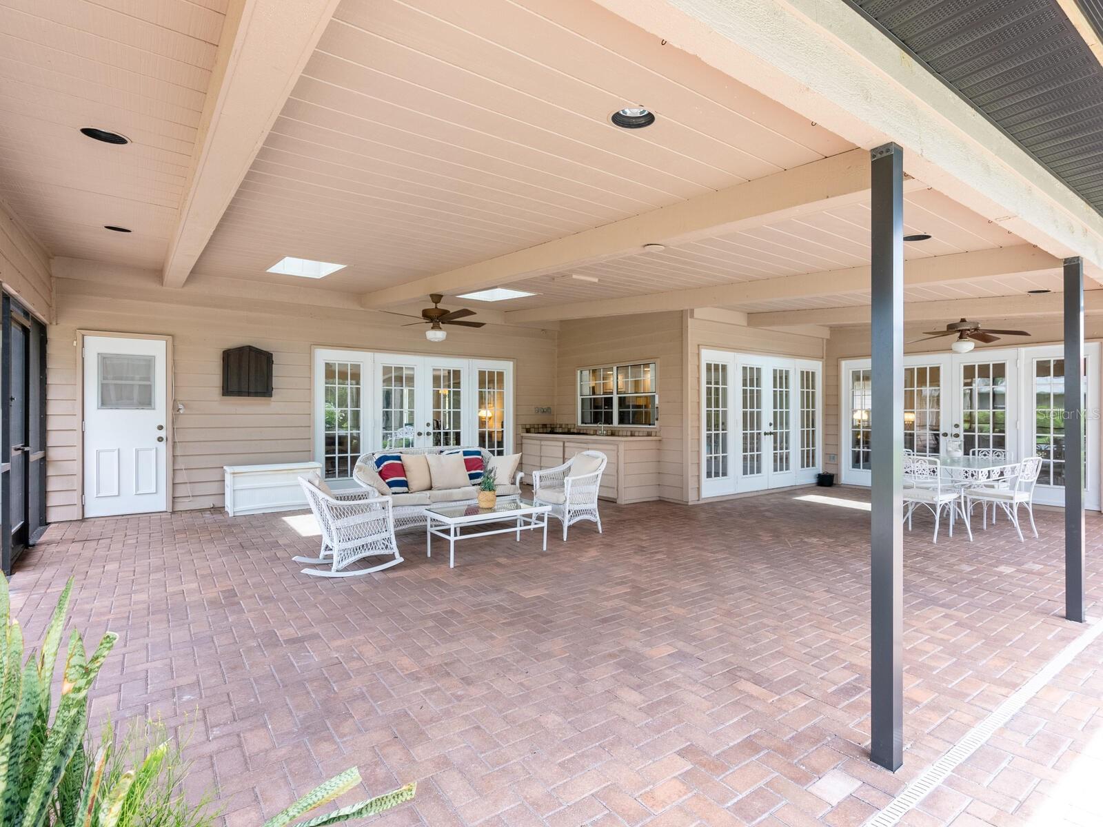 3632 BENEVA OAKS BLVD