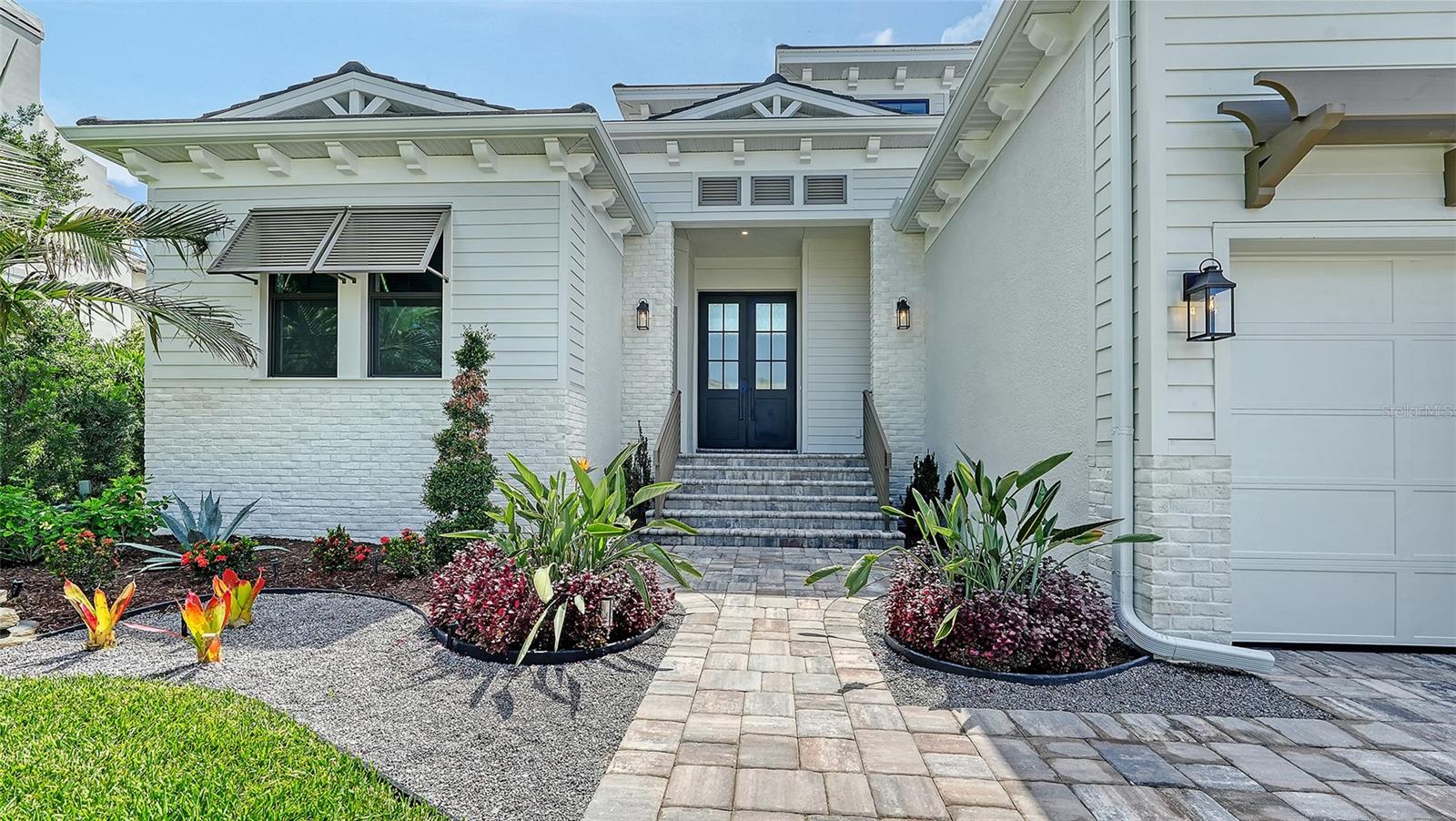 1519 HARBOR DR