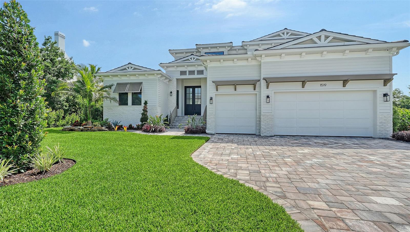 1519 HARBOR DR