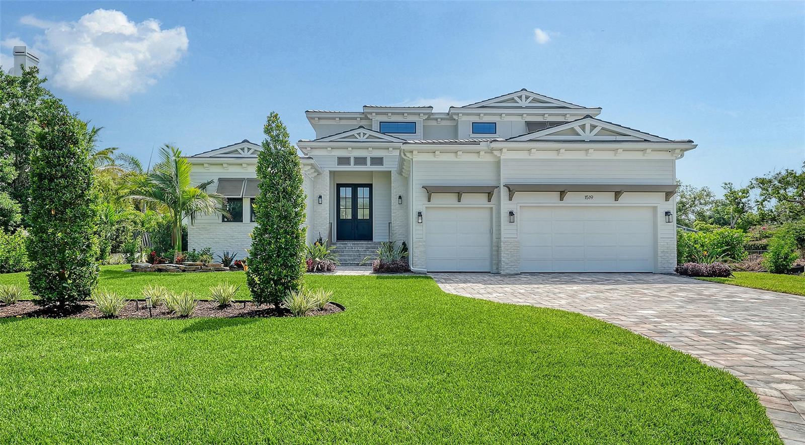 1519 HARBOR DR
