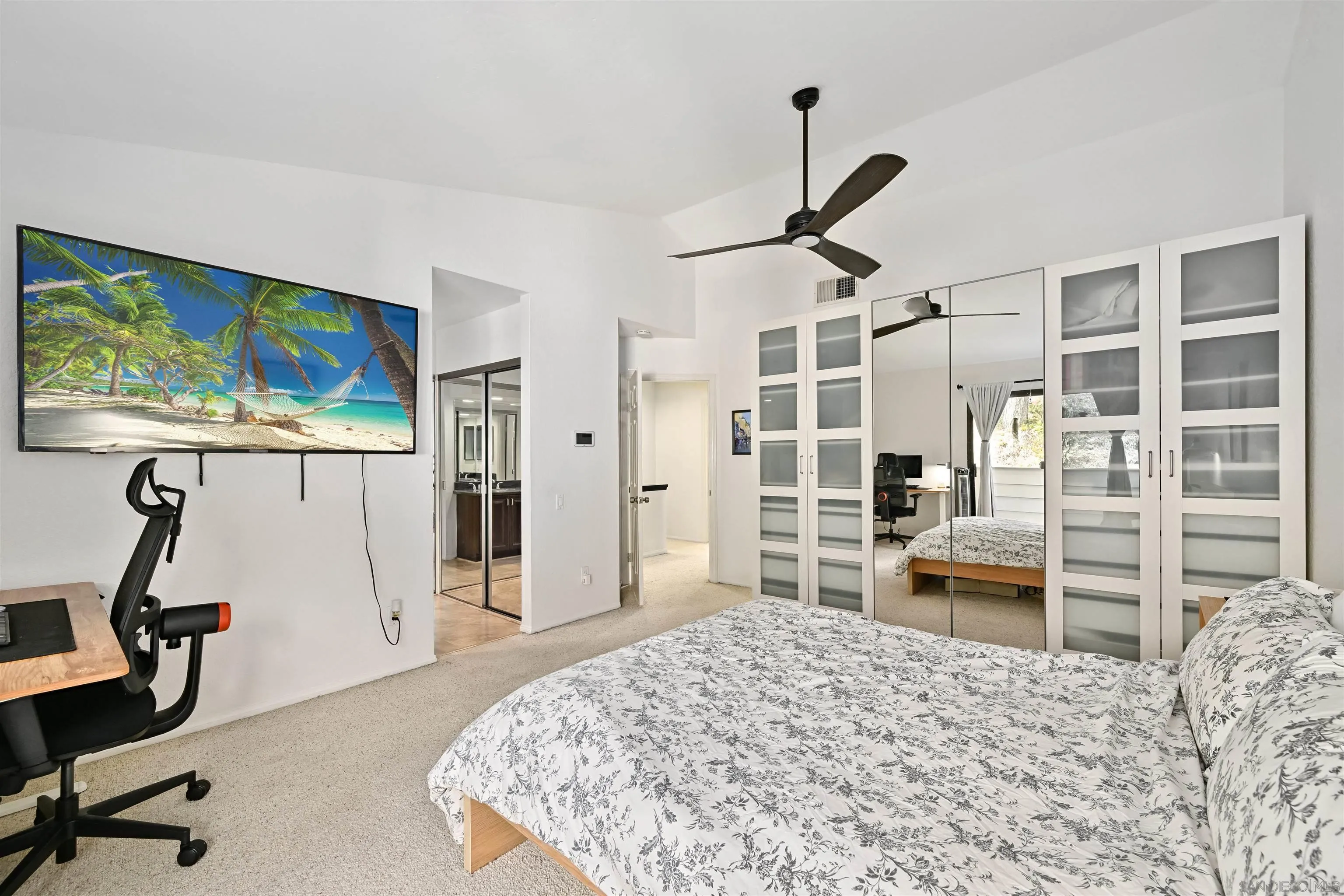 4575 Chateau Dr, San Diego