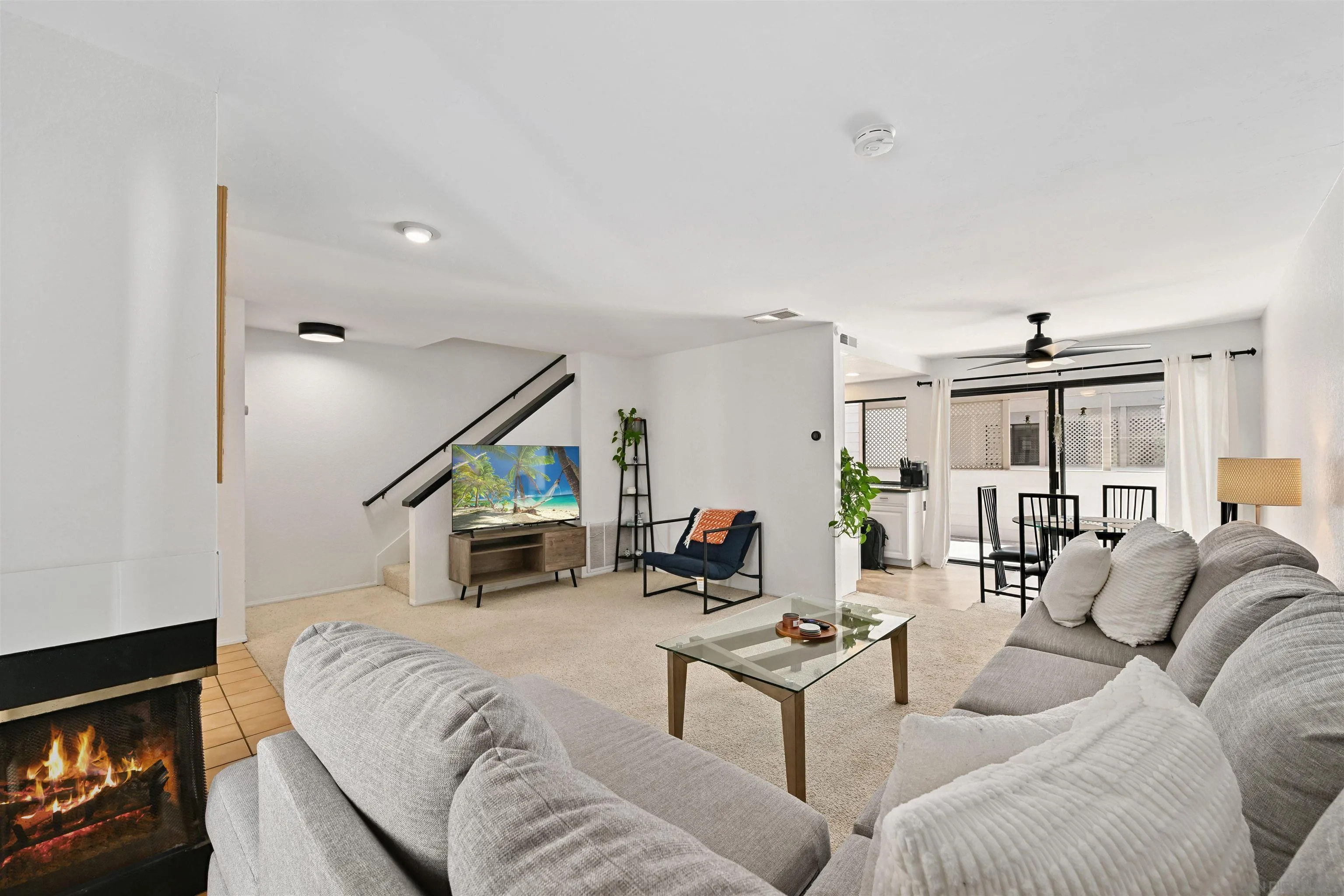 4575 Chateau Dr, San Diego