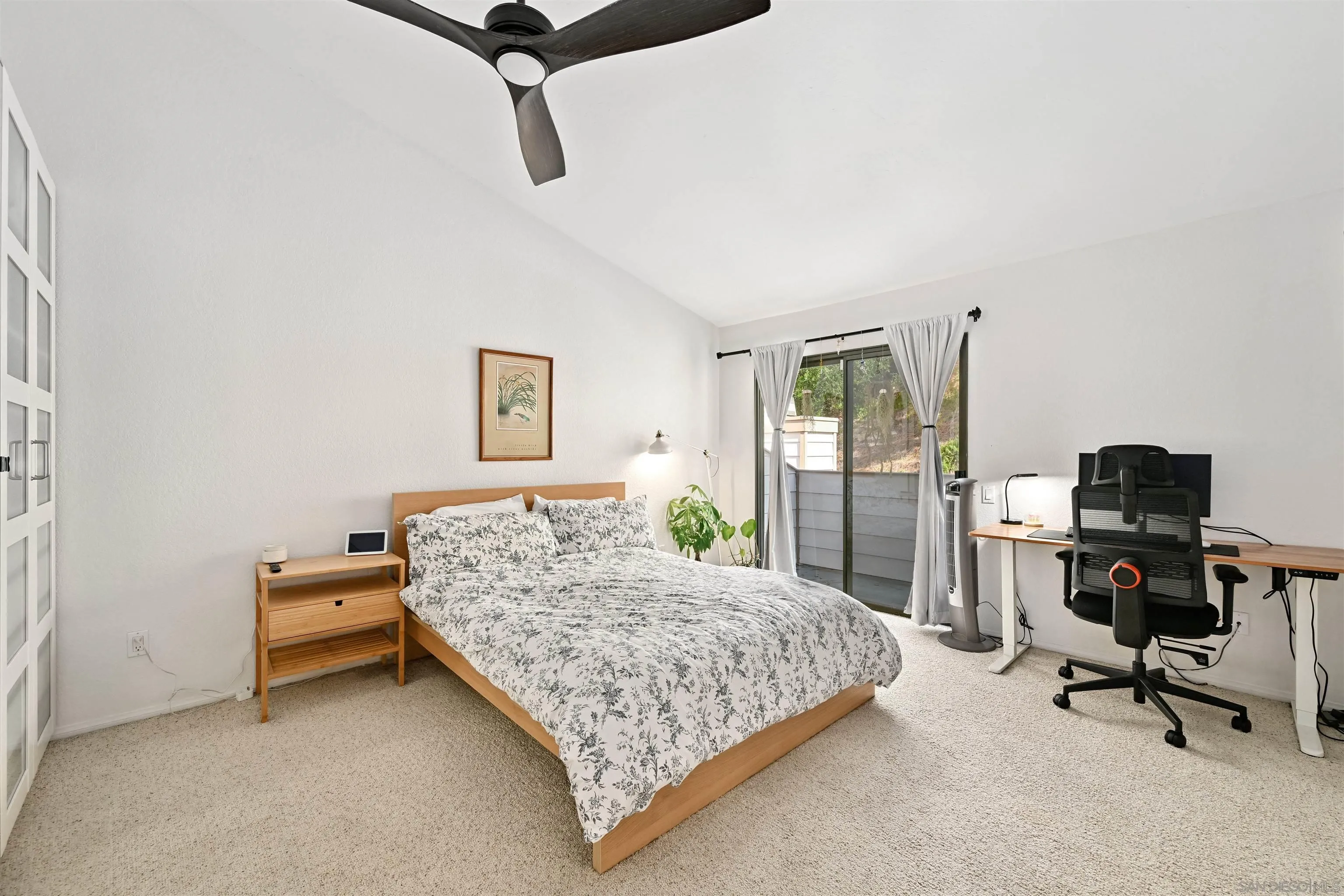 4575 Chateau Dr, San Diego