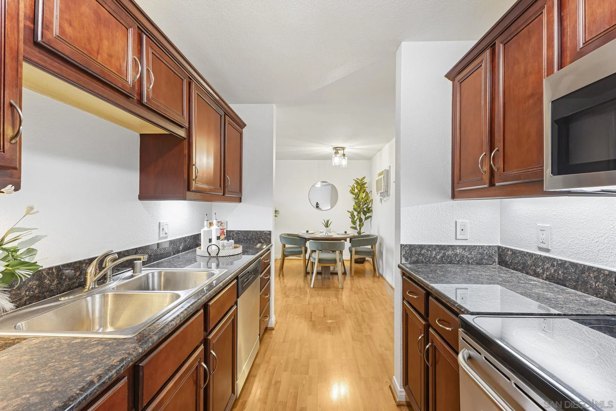 5252 Orange Avenue Unit 313