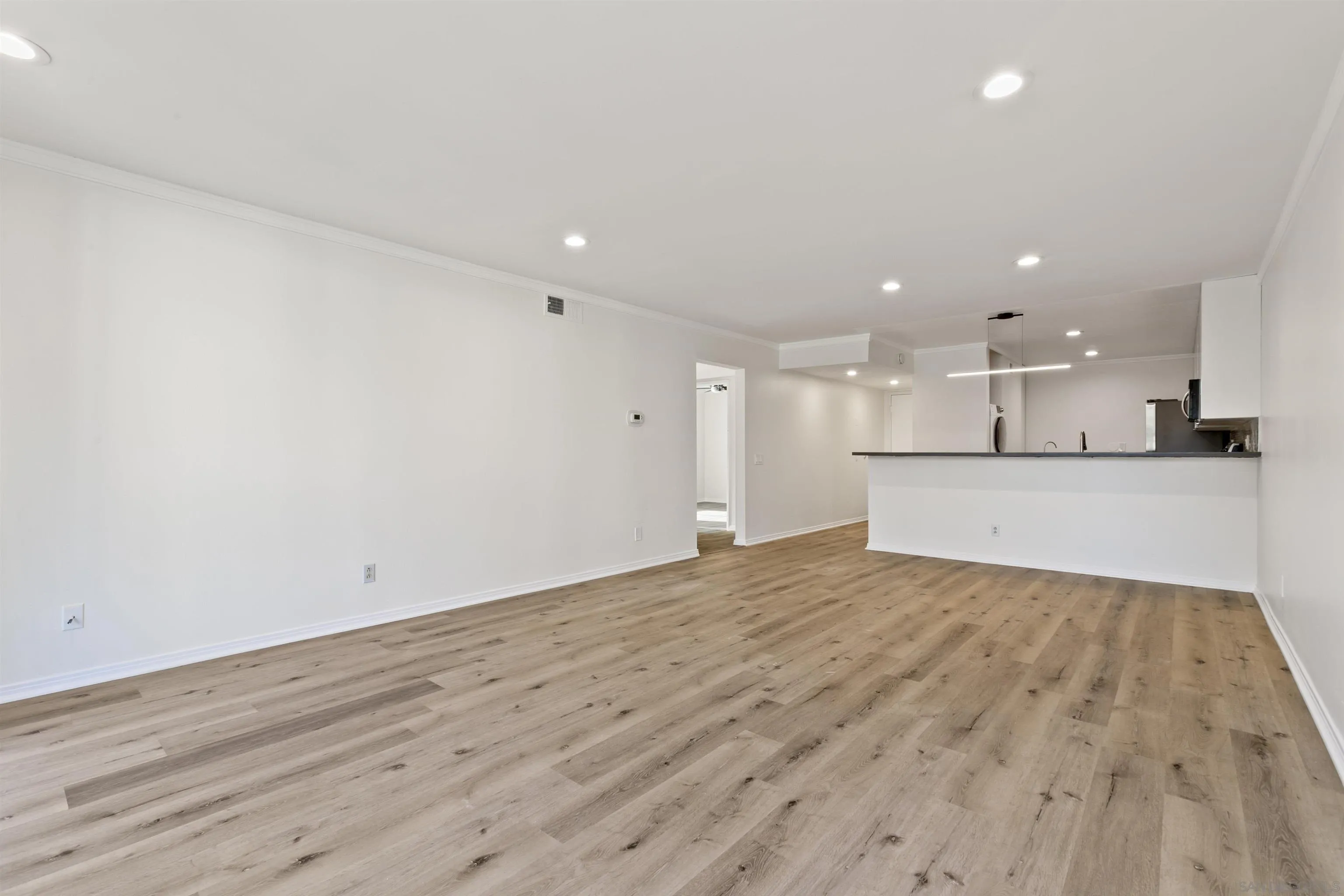 3825 Centre Street Unit 19