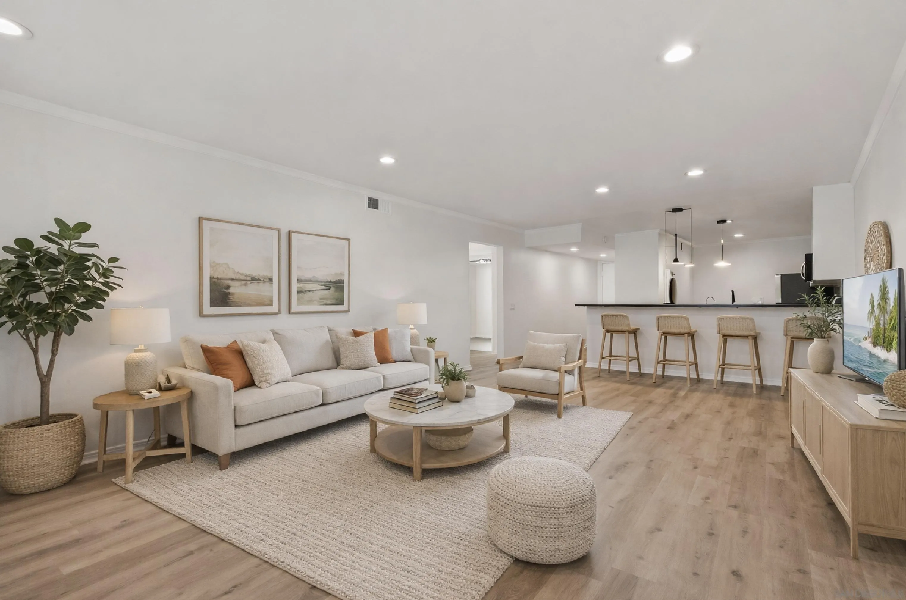 3825 Centre Street Unit 19