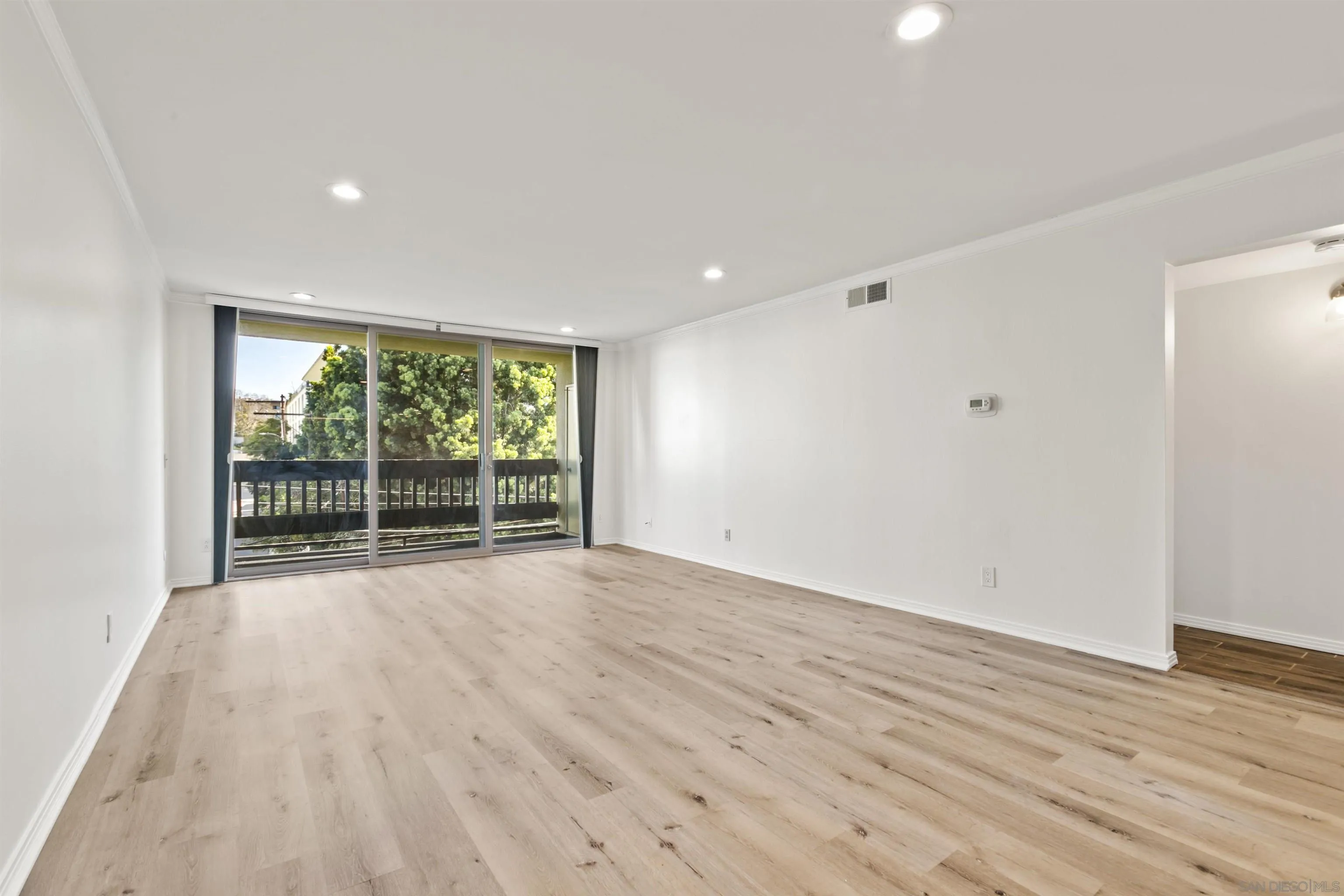 3825 Centre Street Unit 19