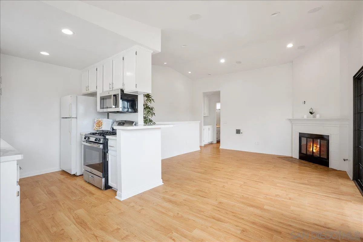 1934 Missouri St. Unit 1