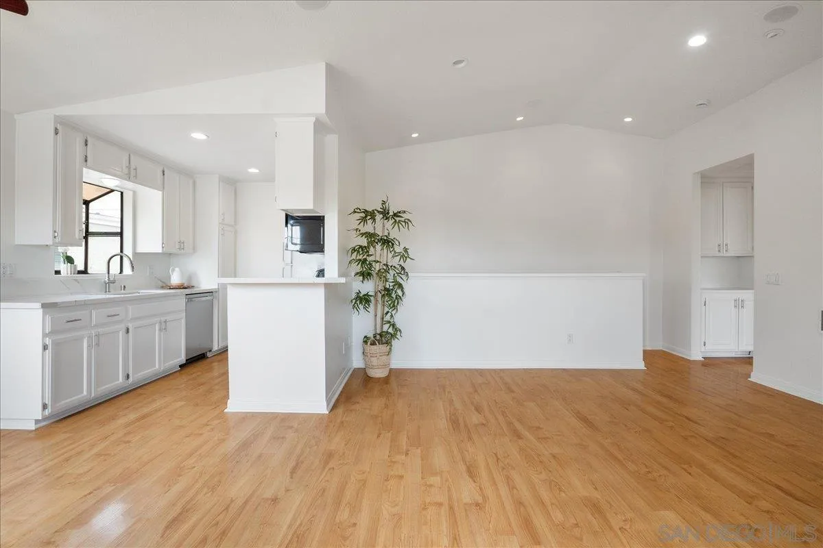 1934 Missouri St. Unit 1