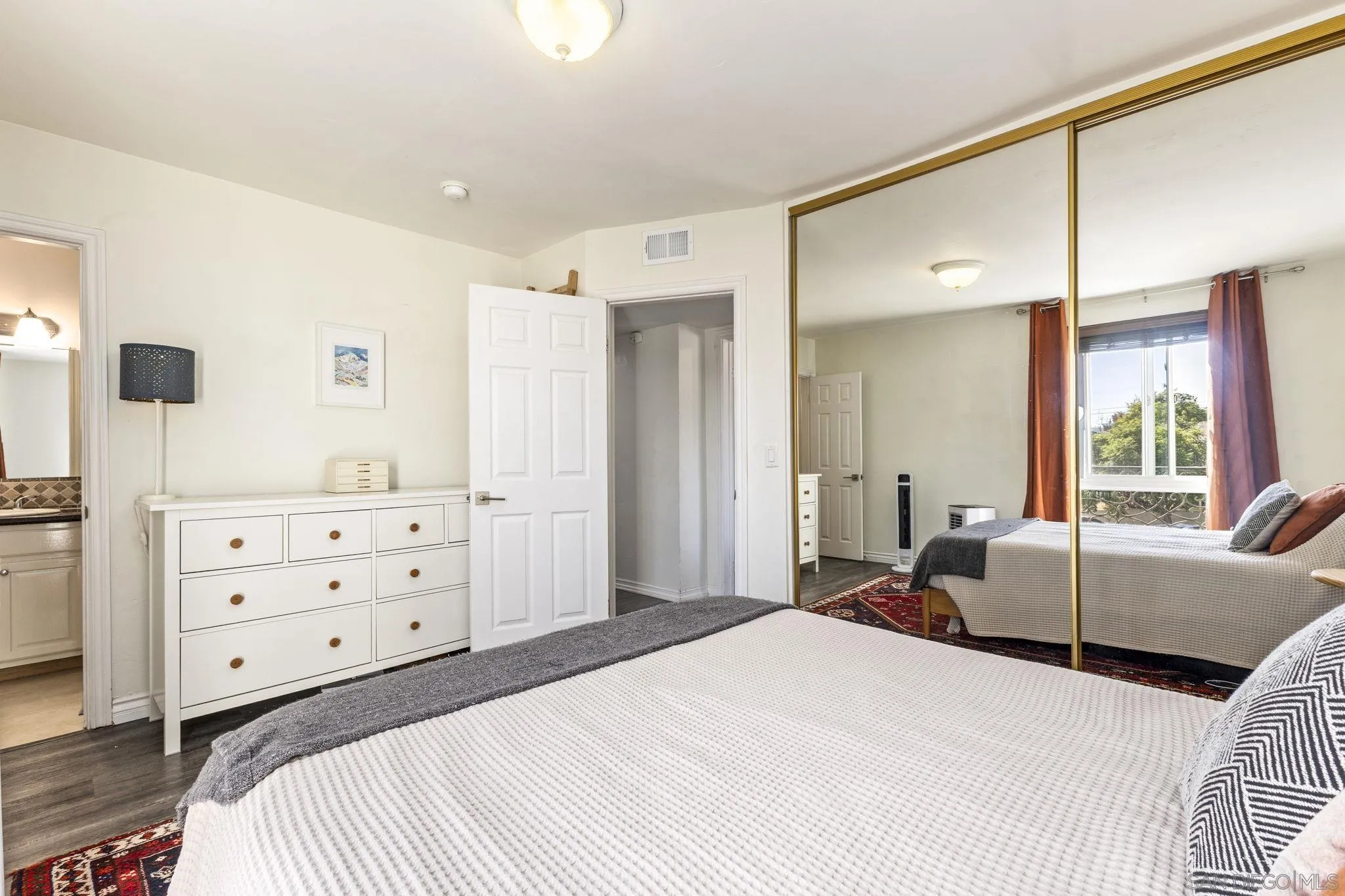 3562 Marlborough Ave Unit 14