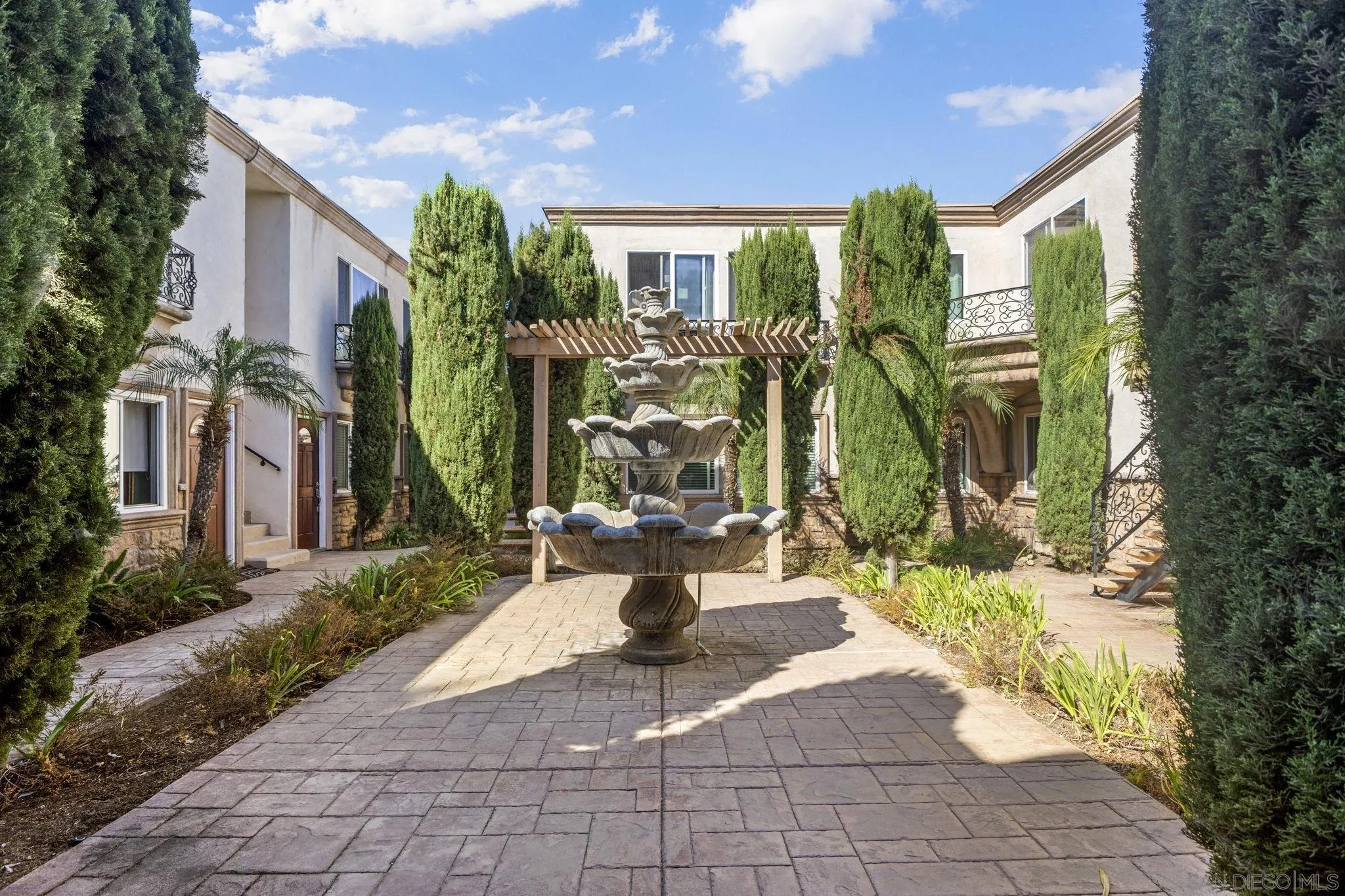 3562 Marlborough Ave Unit 14