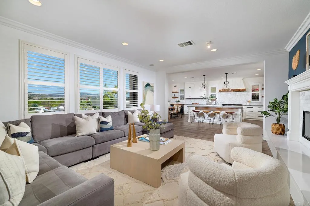 6332 Montecito Drive