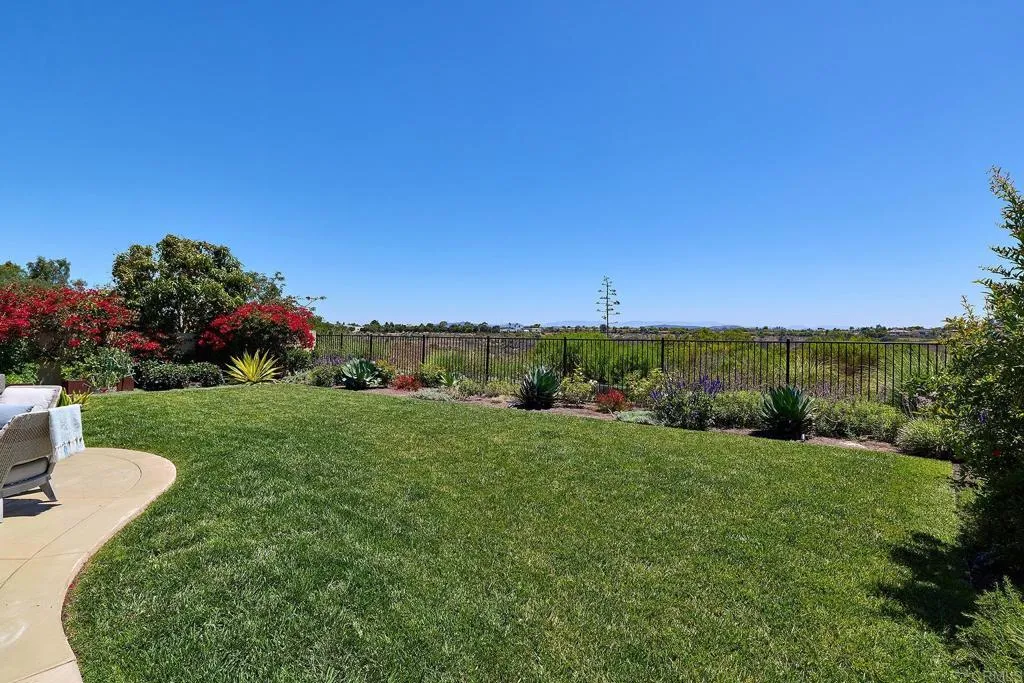 6332 Montecito Drive