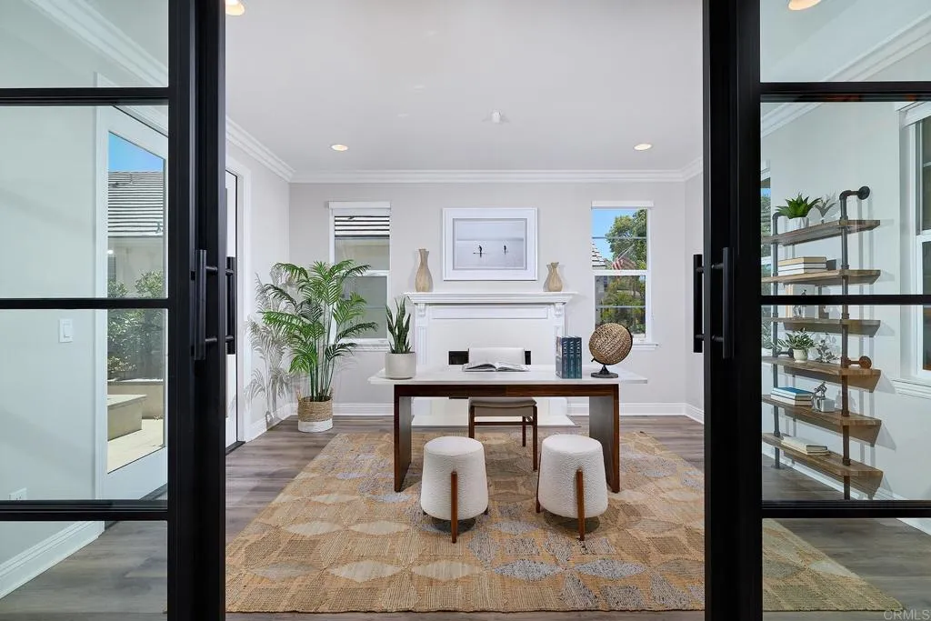 6332 Montecito Drive