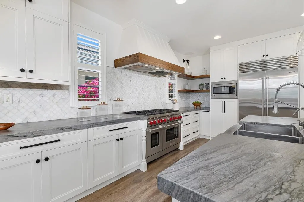 6332 Montecito Drive