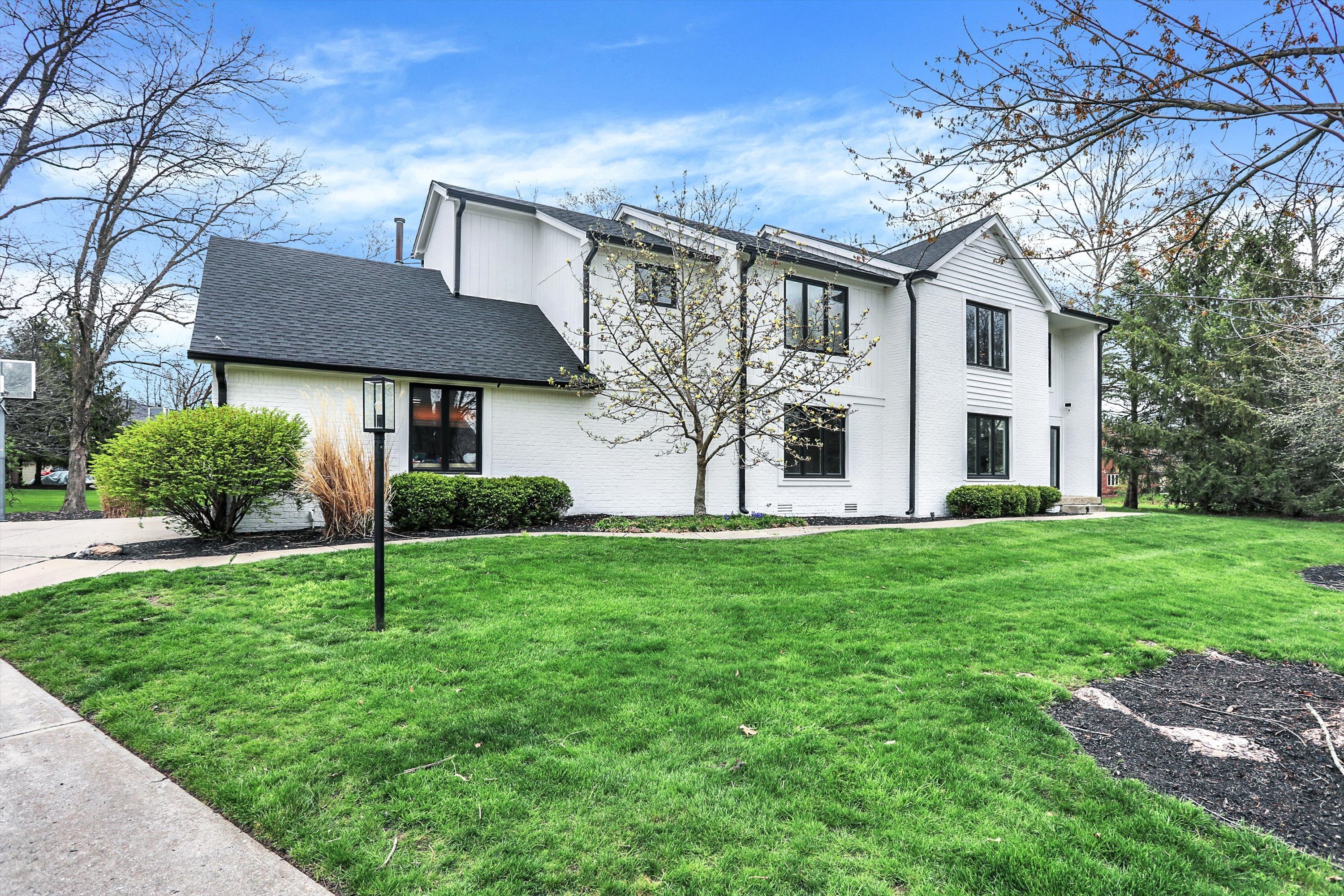 15208 Roman Court