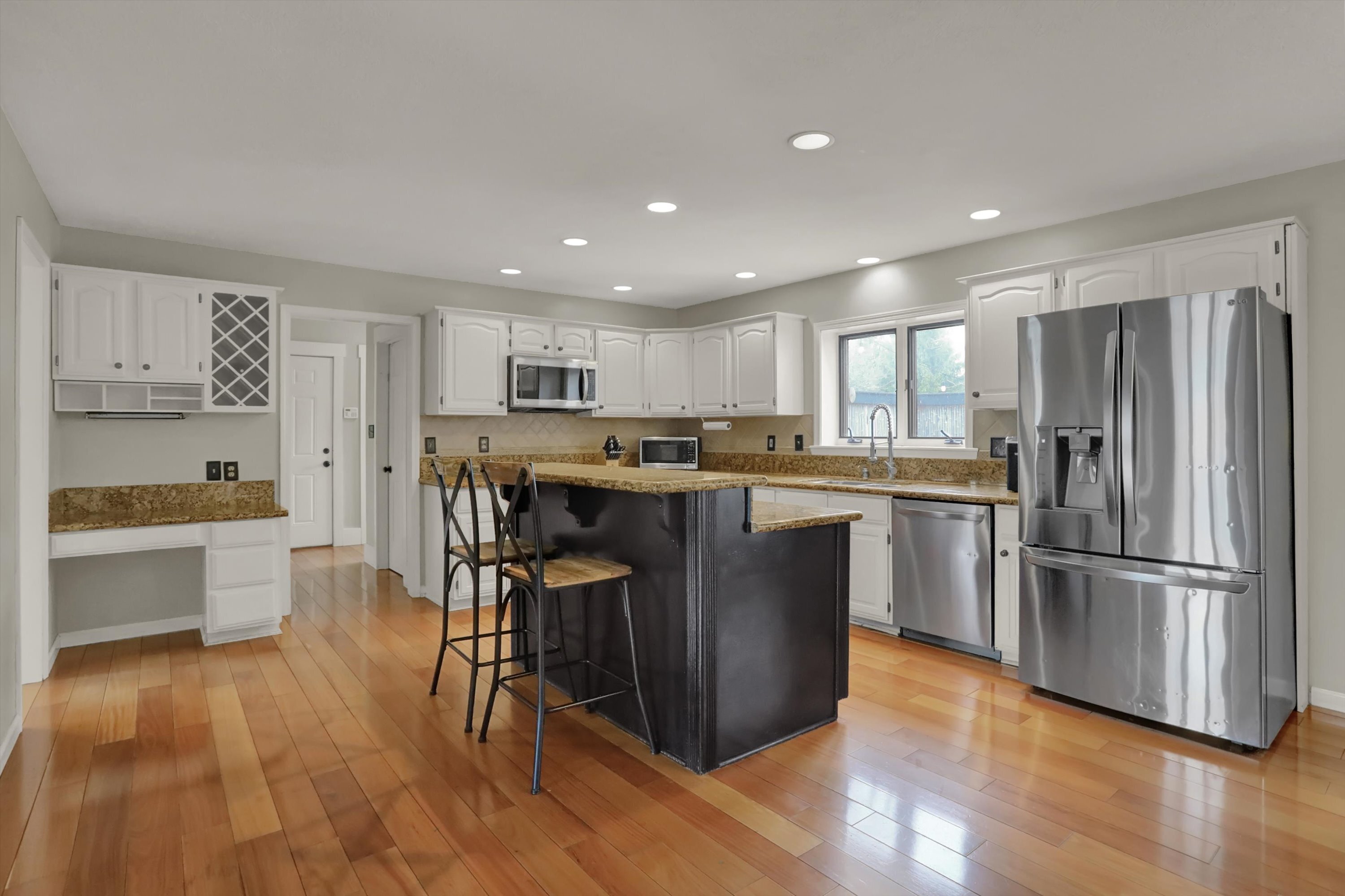 15208 Roman Court
