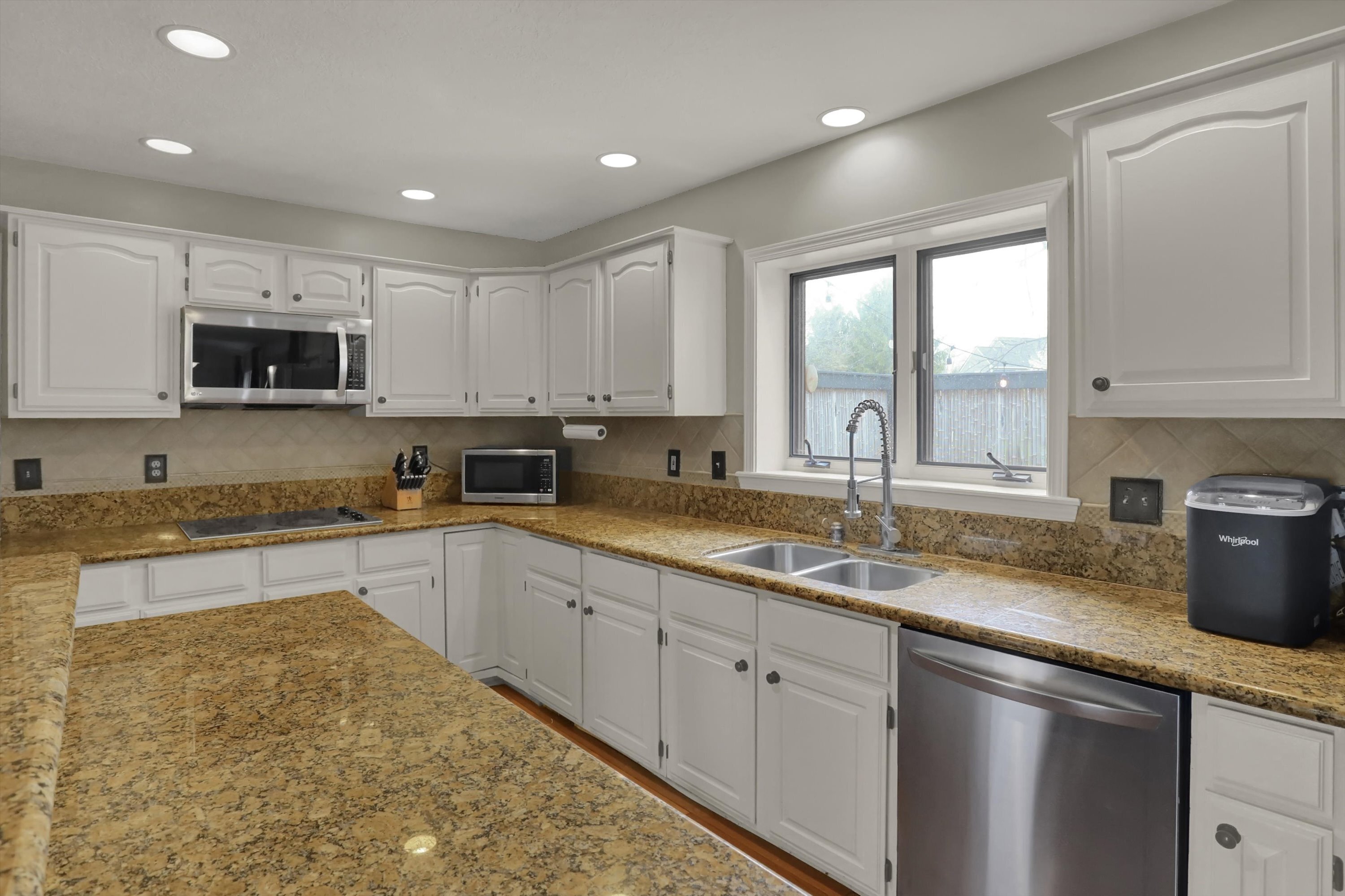 15208 Roman Court