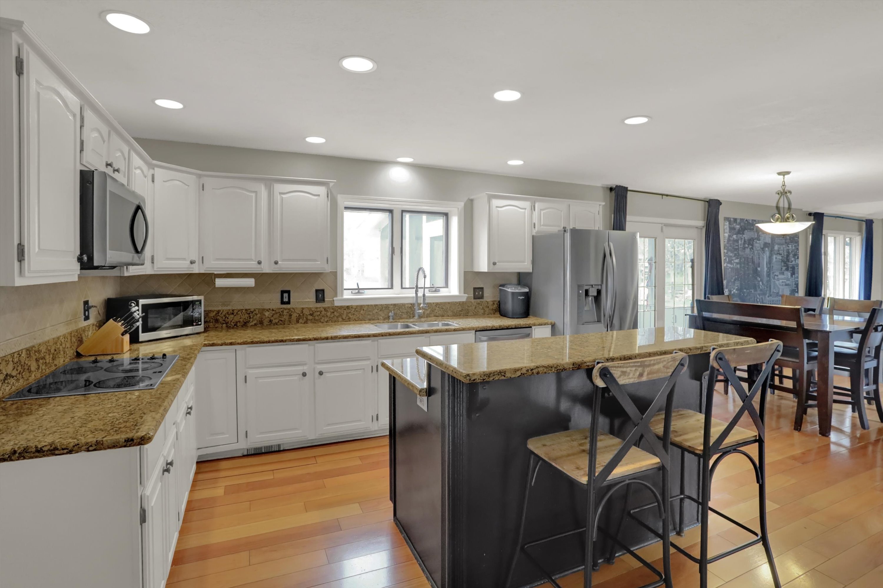 15208 Roman Court