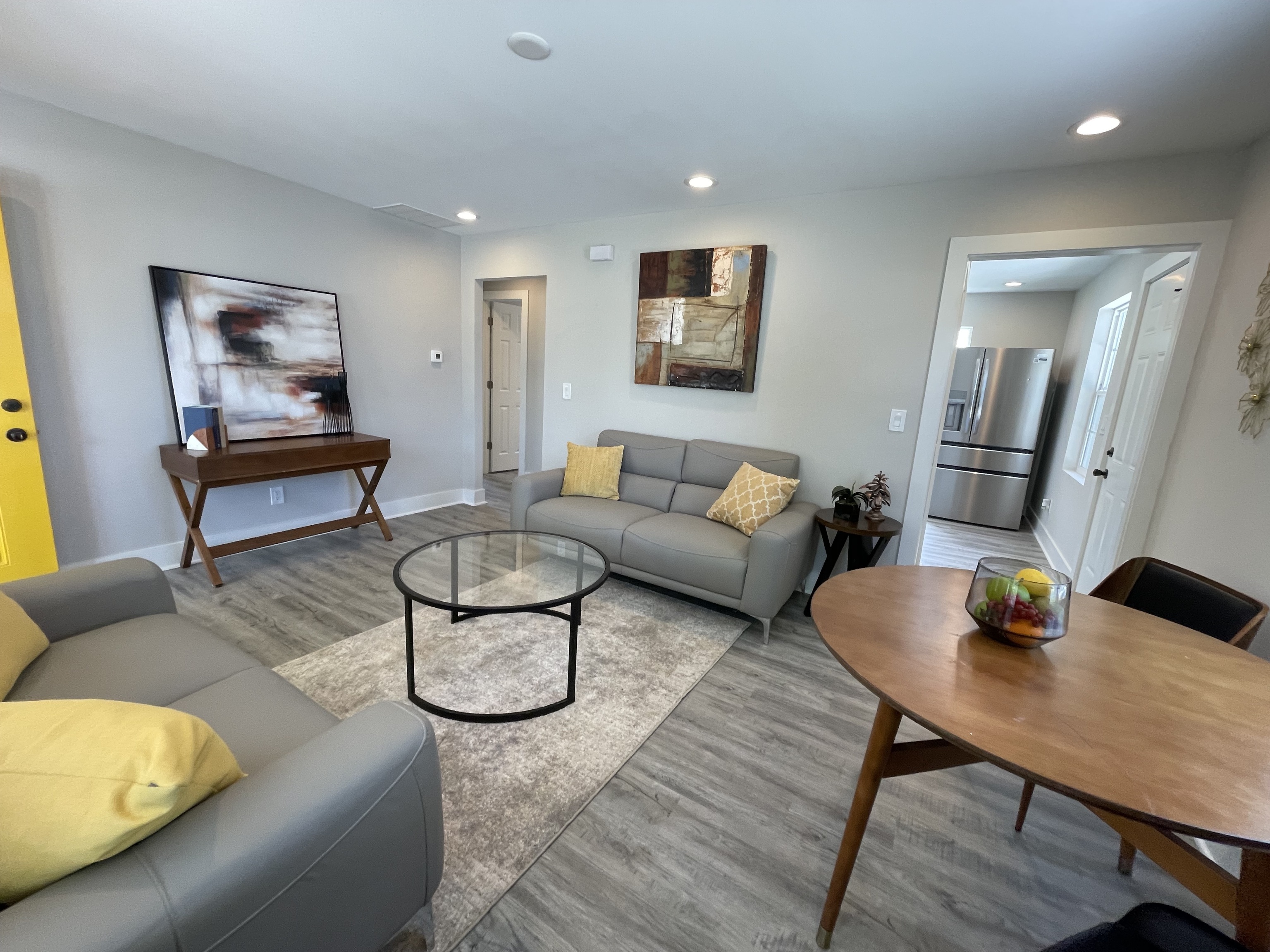 3328 N Drexel Avenue