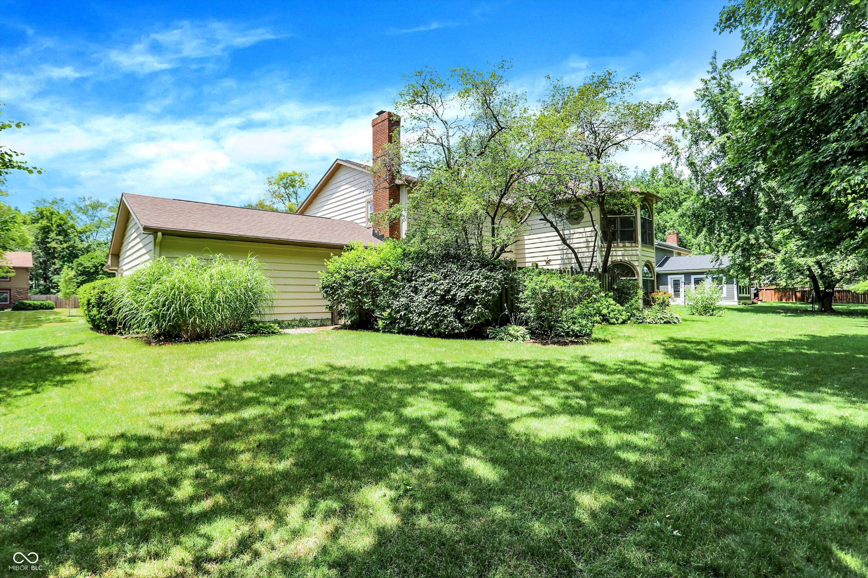 12211 Brookshire Parkway
