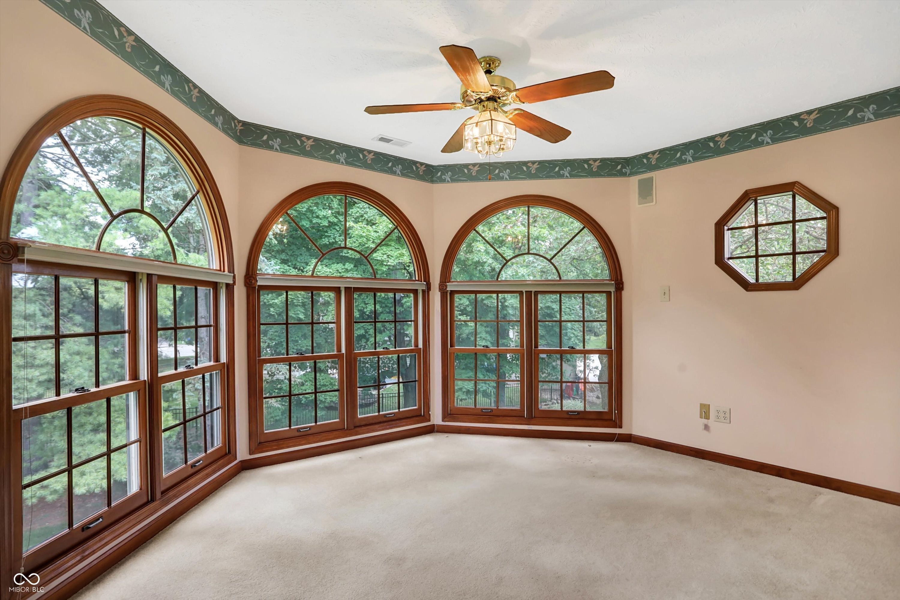 12211 Brookshire Parkway