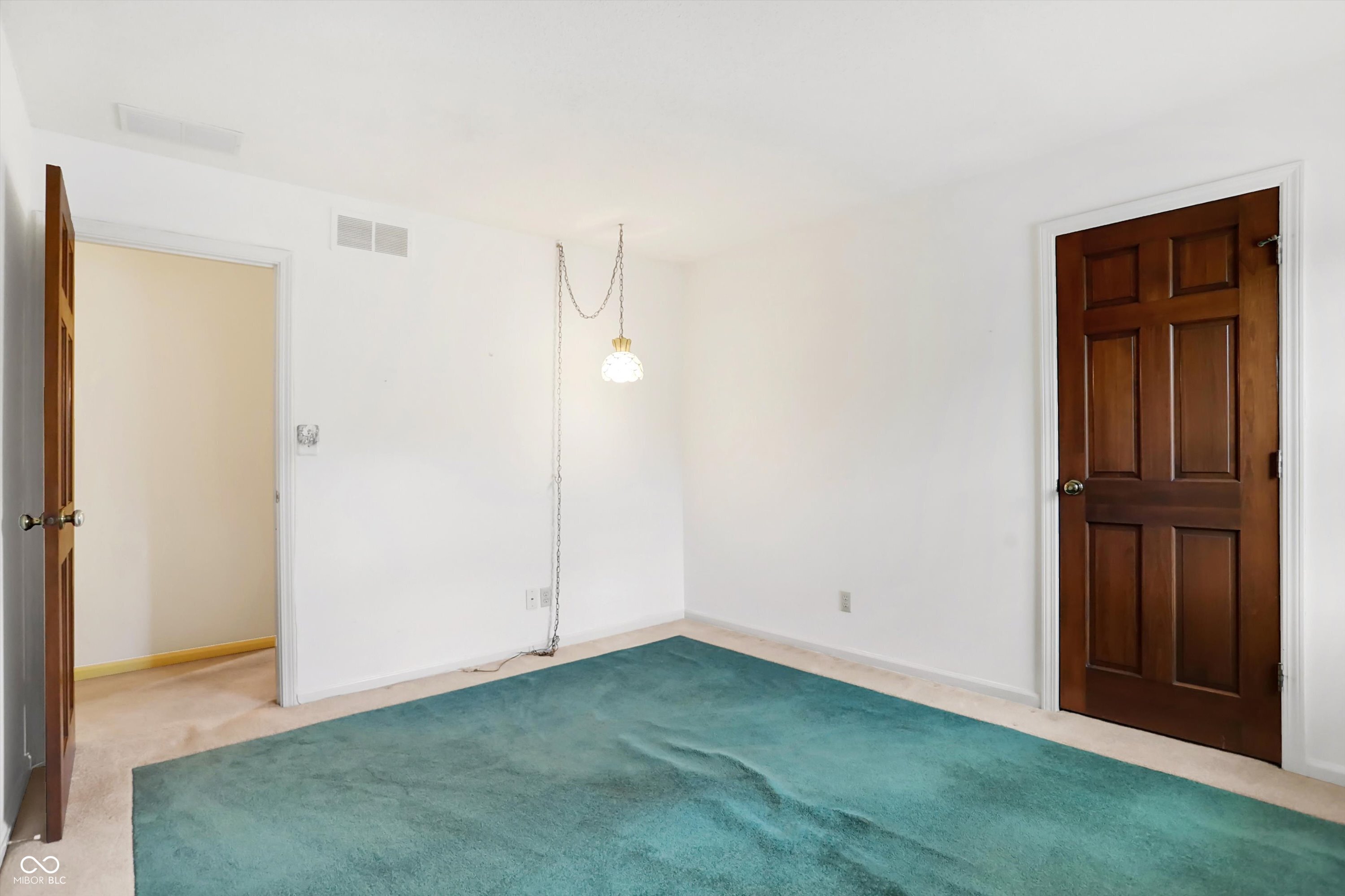 12211 Brookshire Parkway