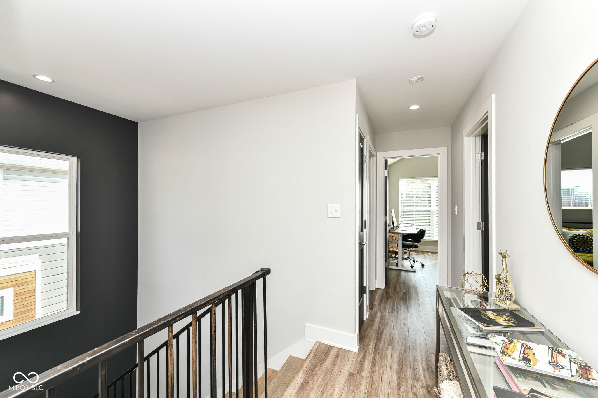 8 Central Greens Boulevard