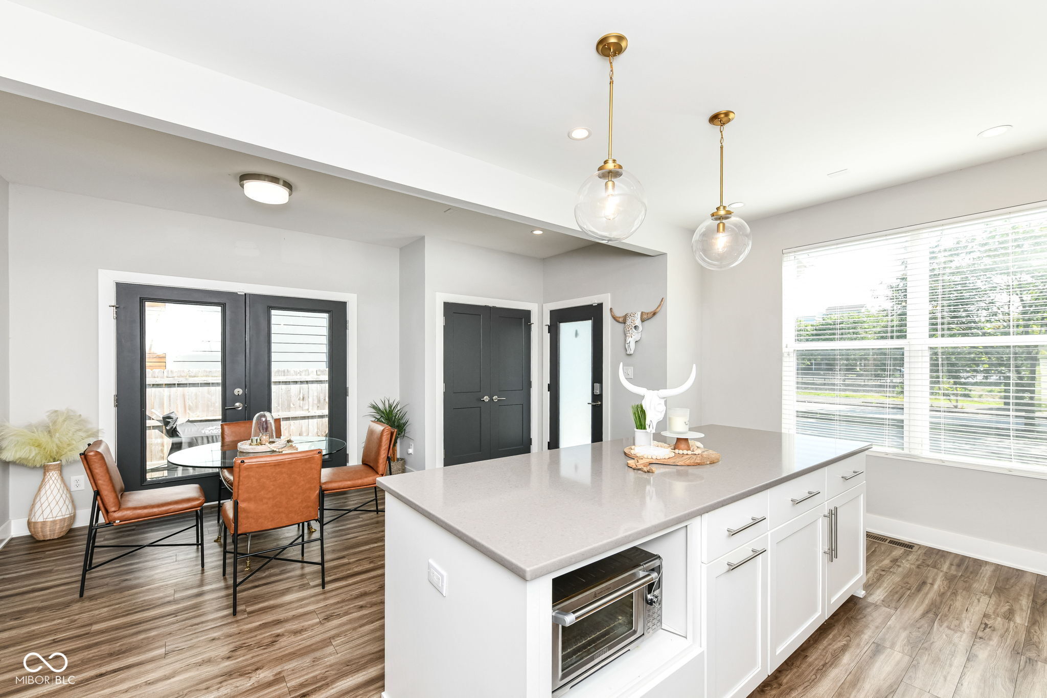 8 Central Greens Boulevard