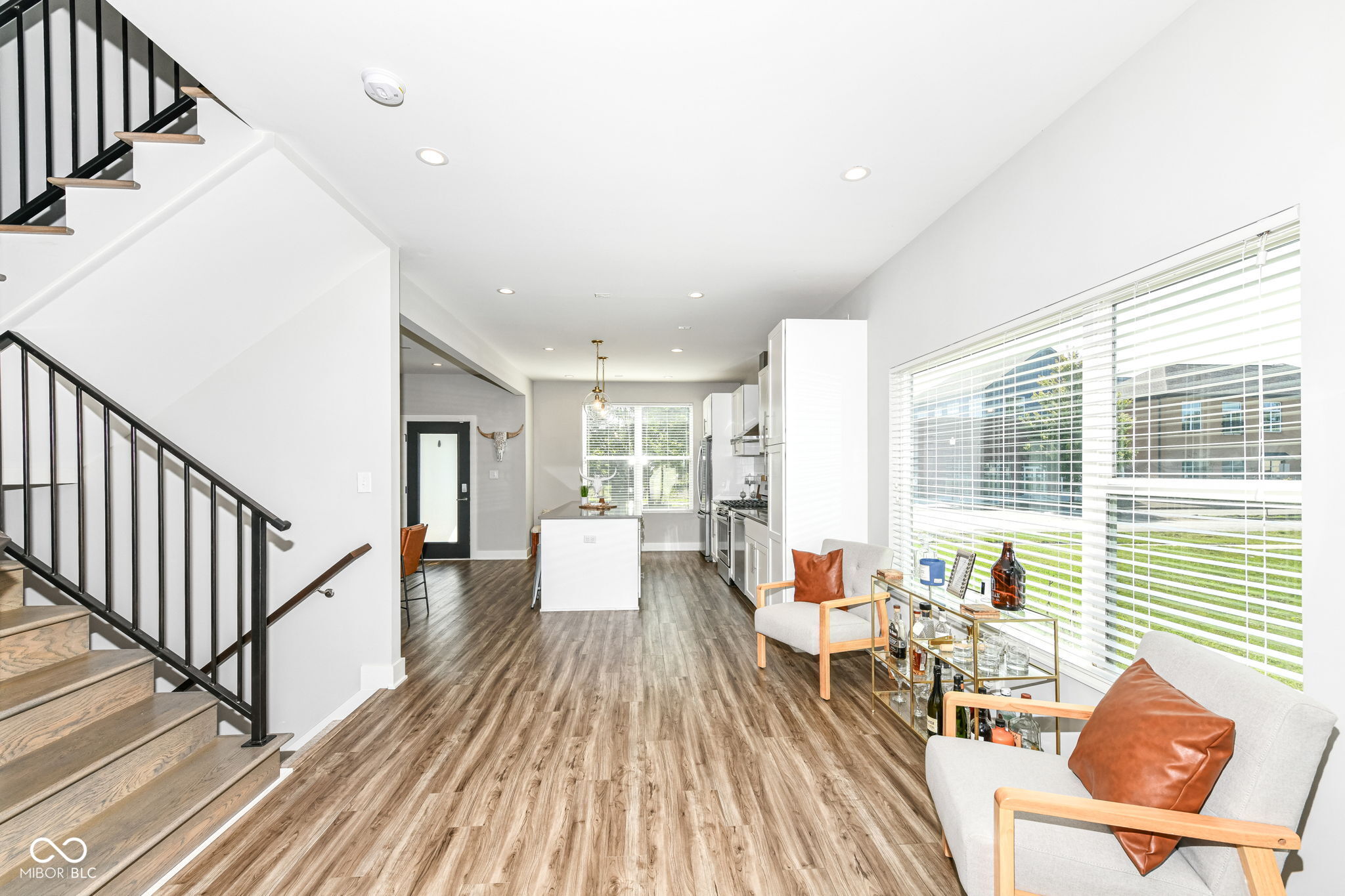 8 Central Greens Boulevard