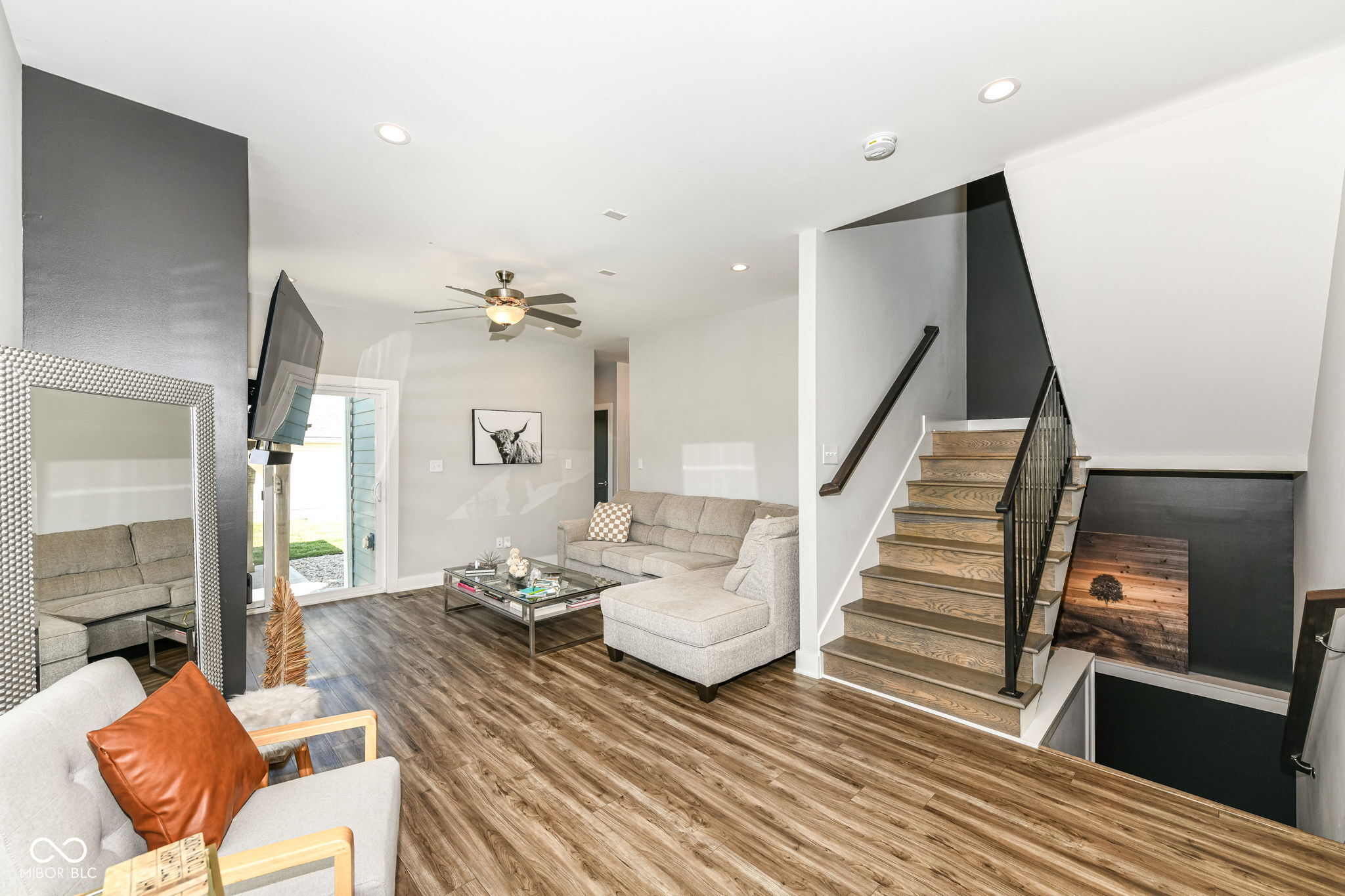 8 Central Greens Boulevard