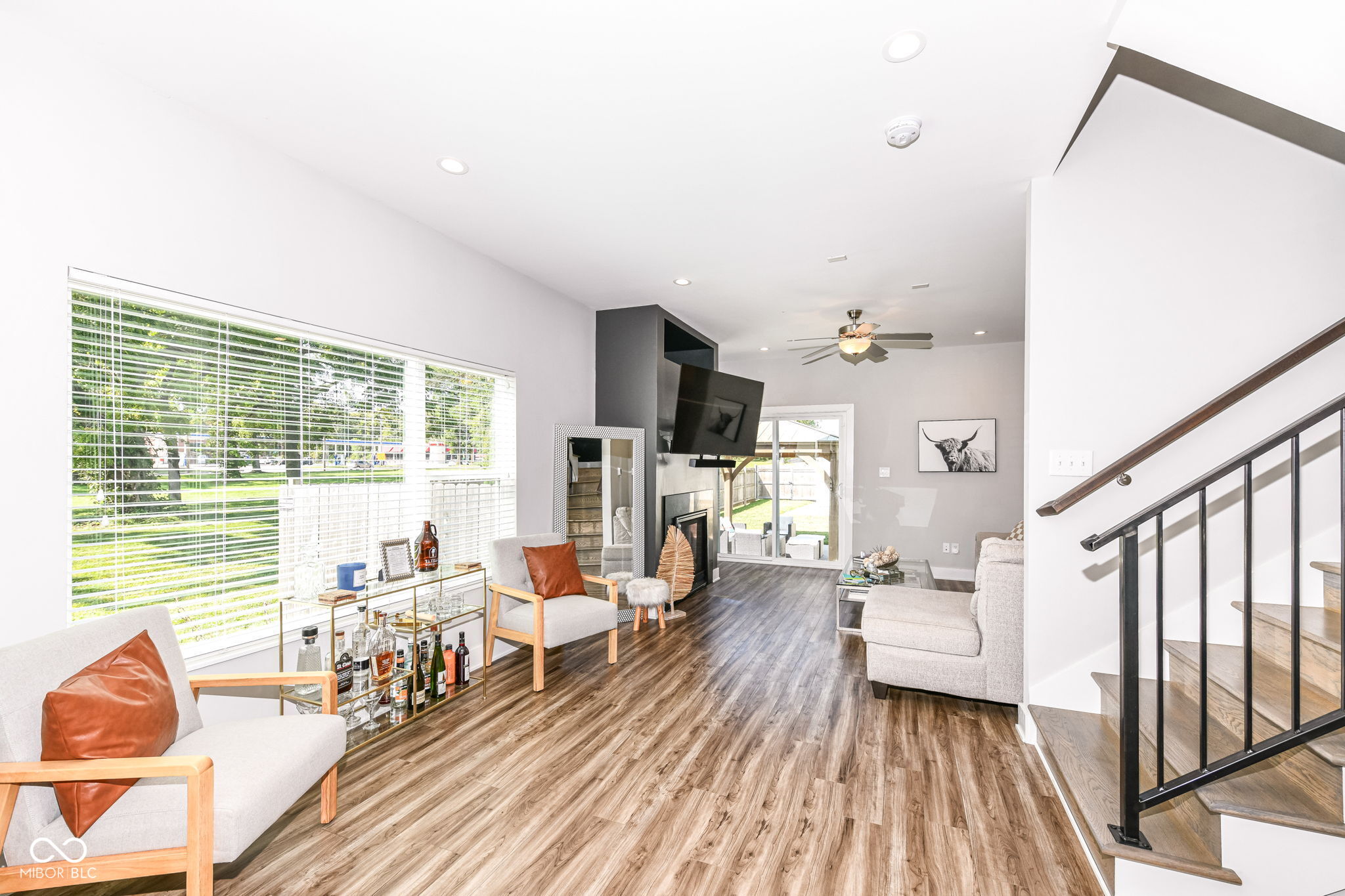 8 Central Greens Boulevard