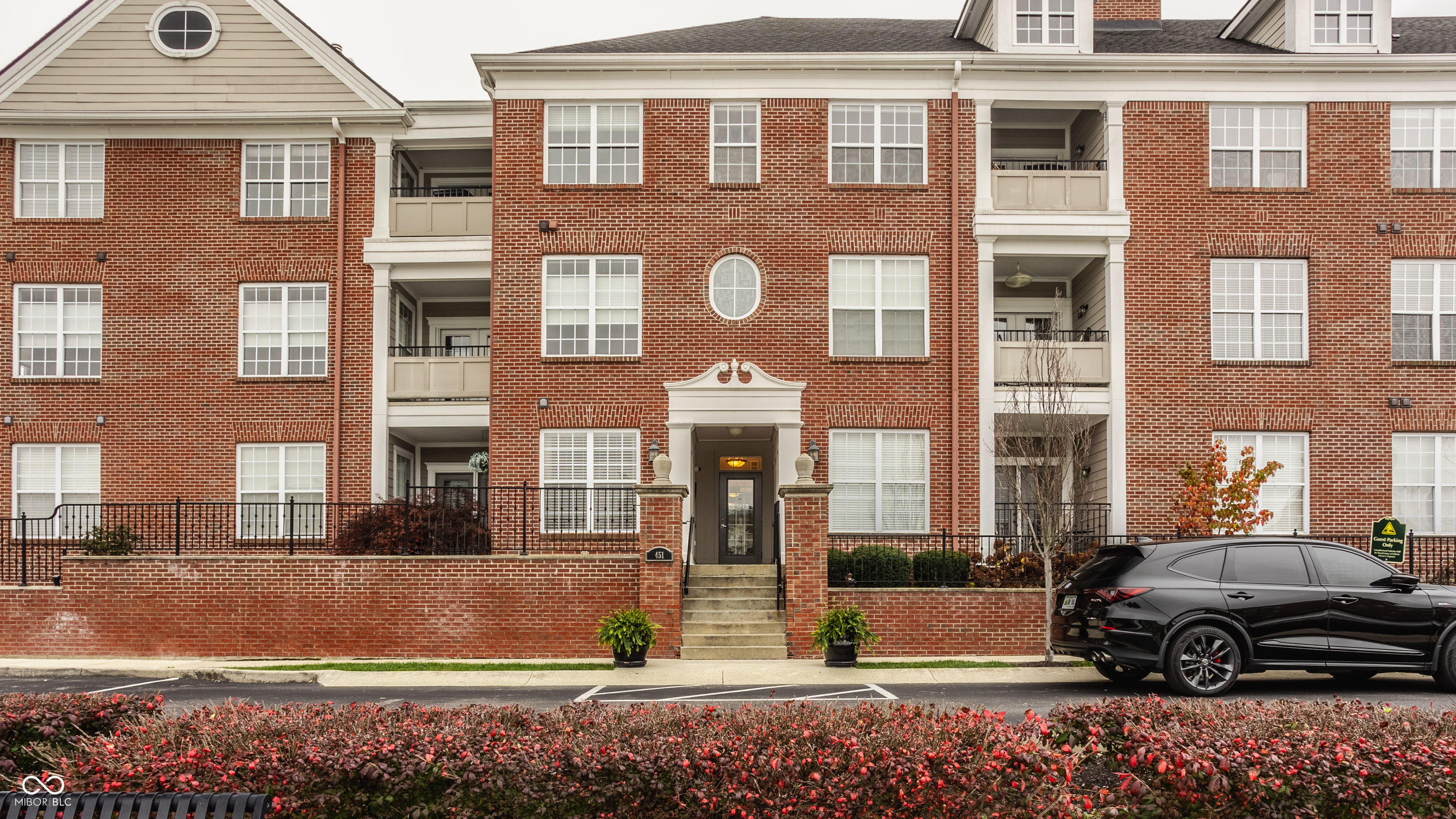 451 N American Way N Unit: 3B