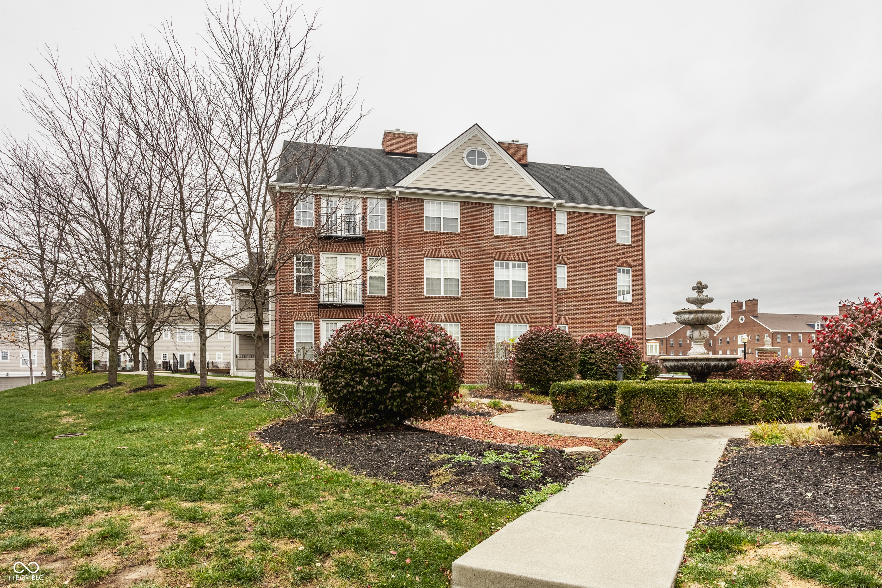 451 N American Way N Unit: 3B