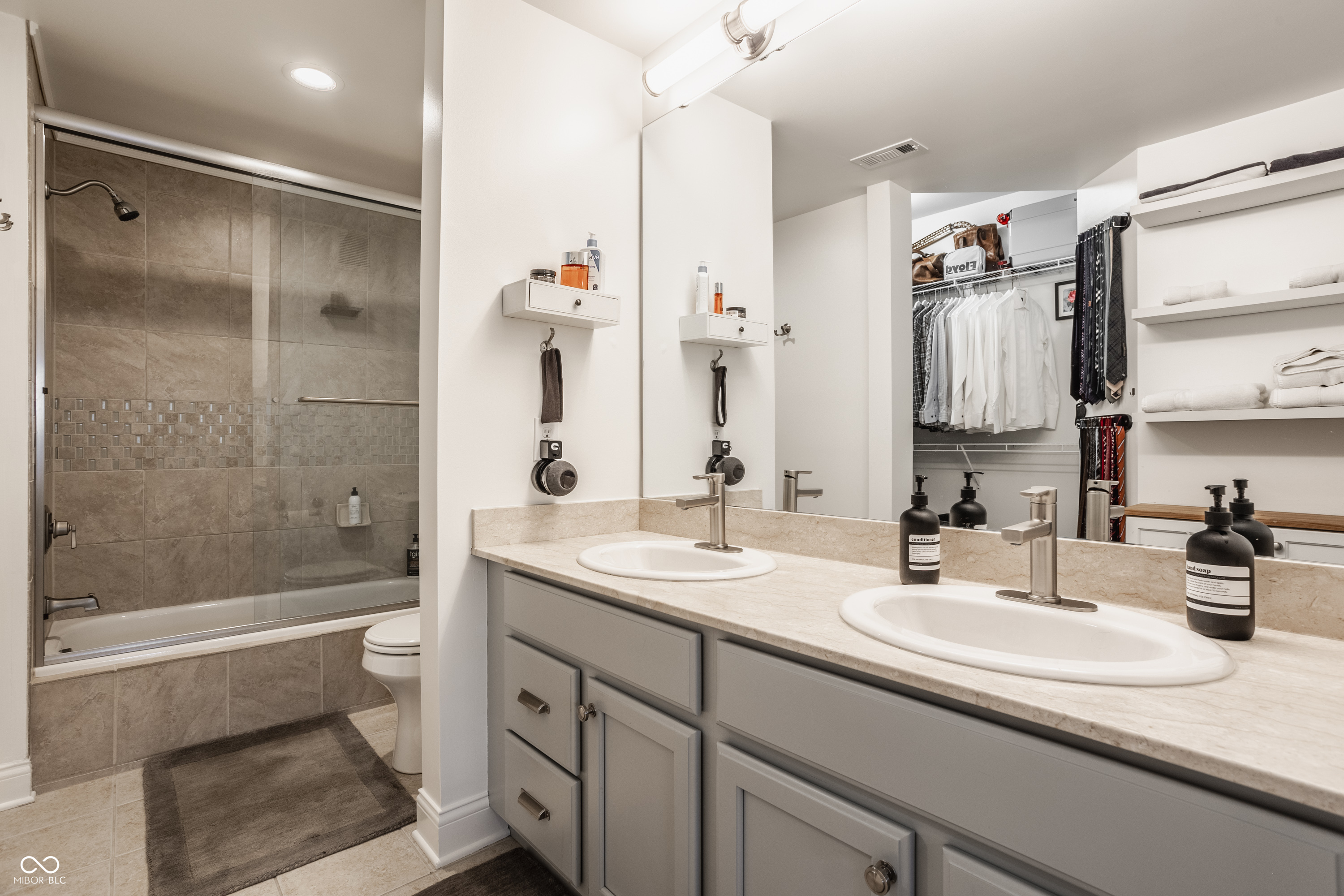 451 N American Way N Unit: 3B