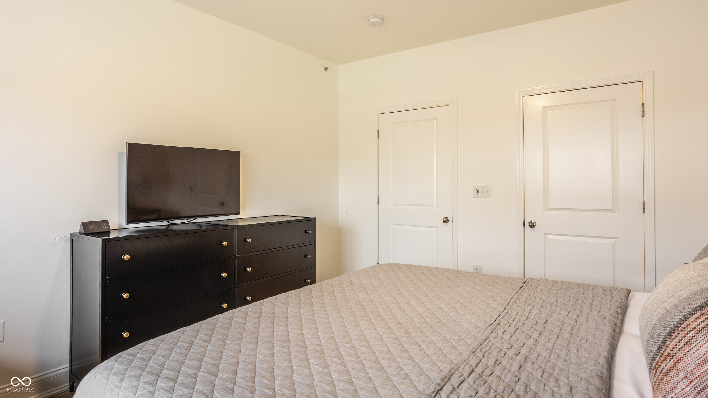 451 N American Way N Unit: 3B