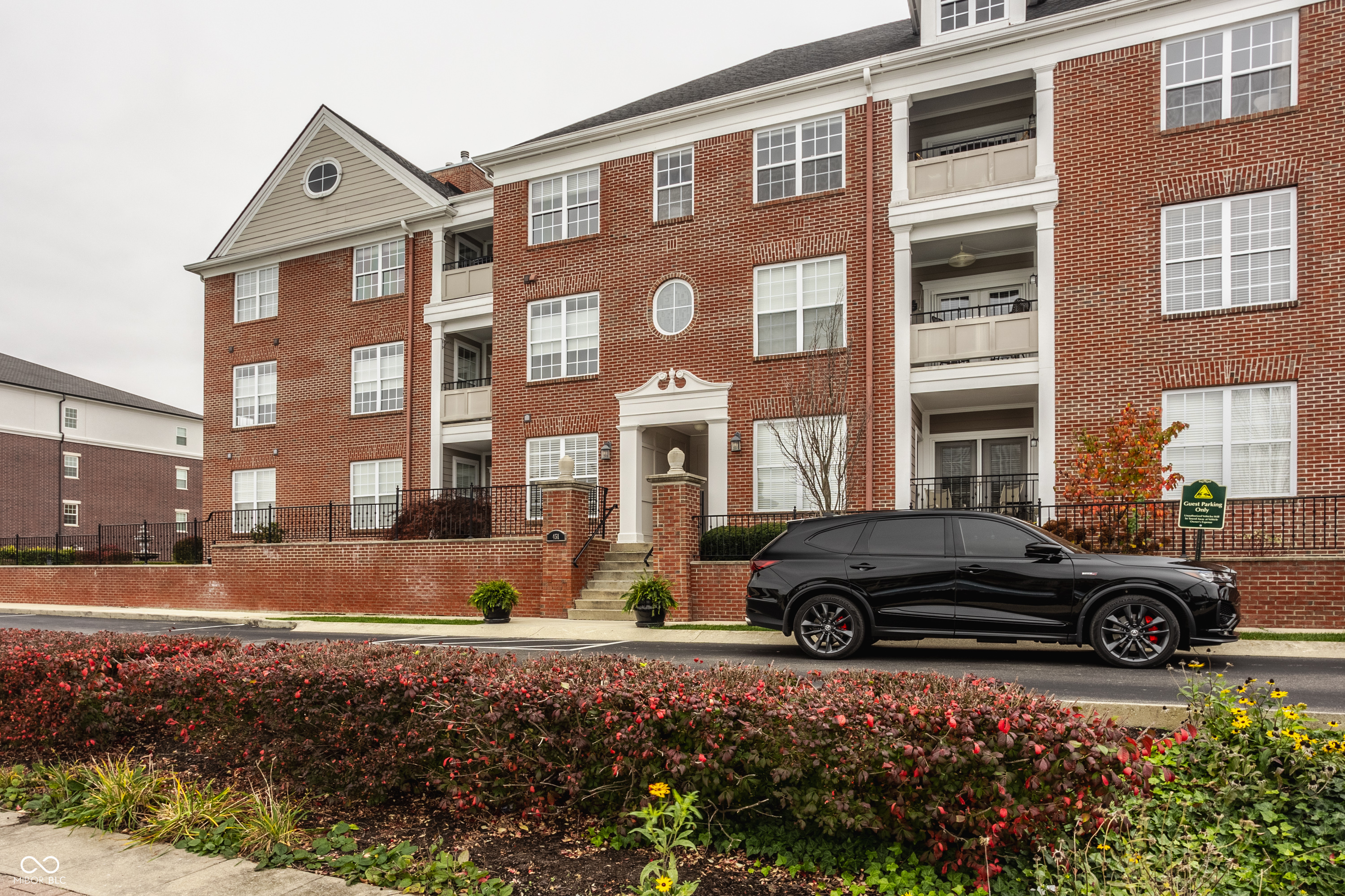 451 N American Way N Unit: 3B