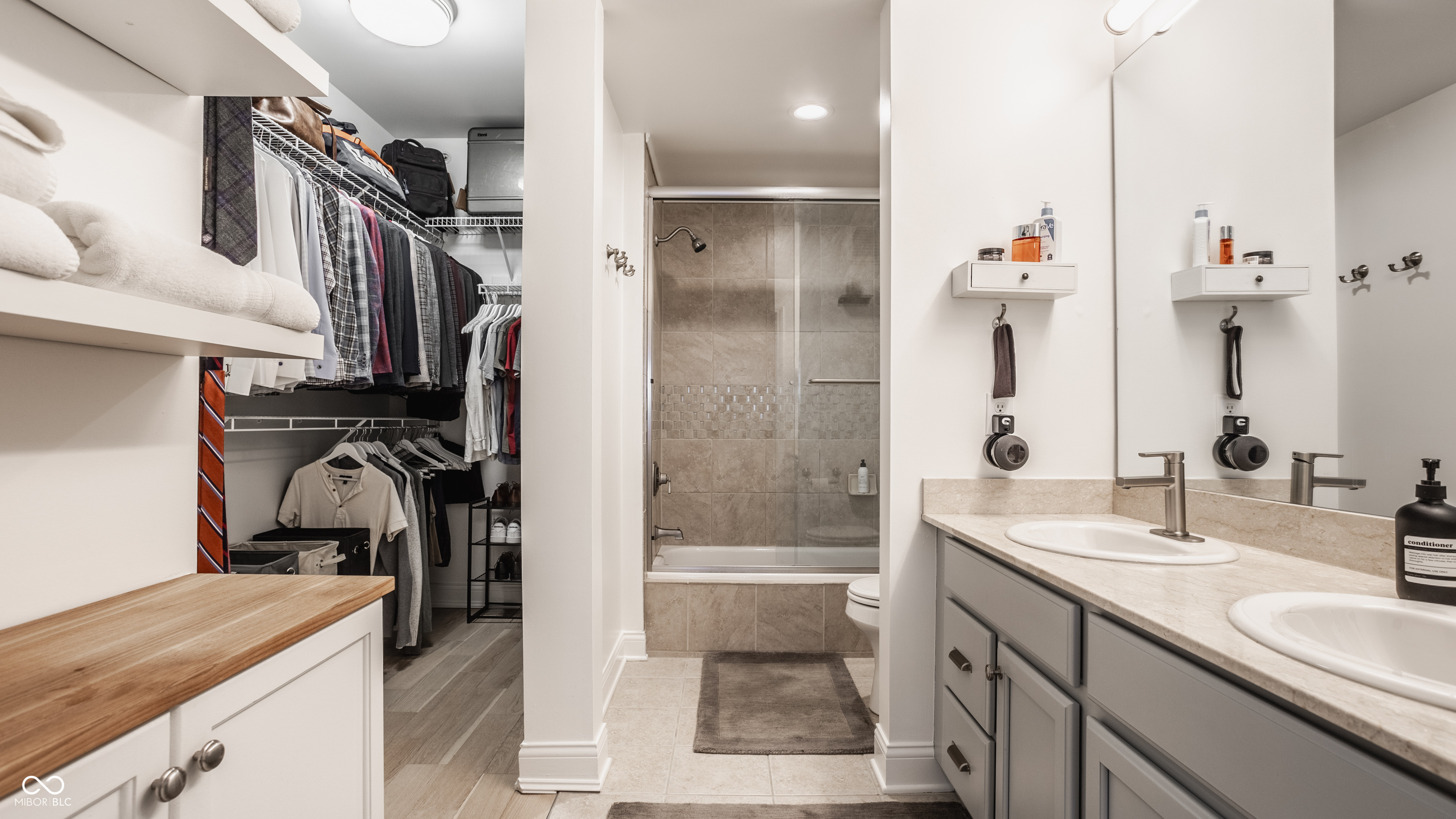 451 N American Way N Unit: 3B