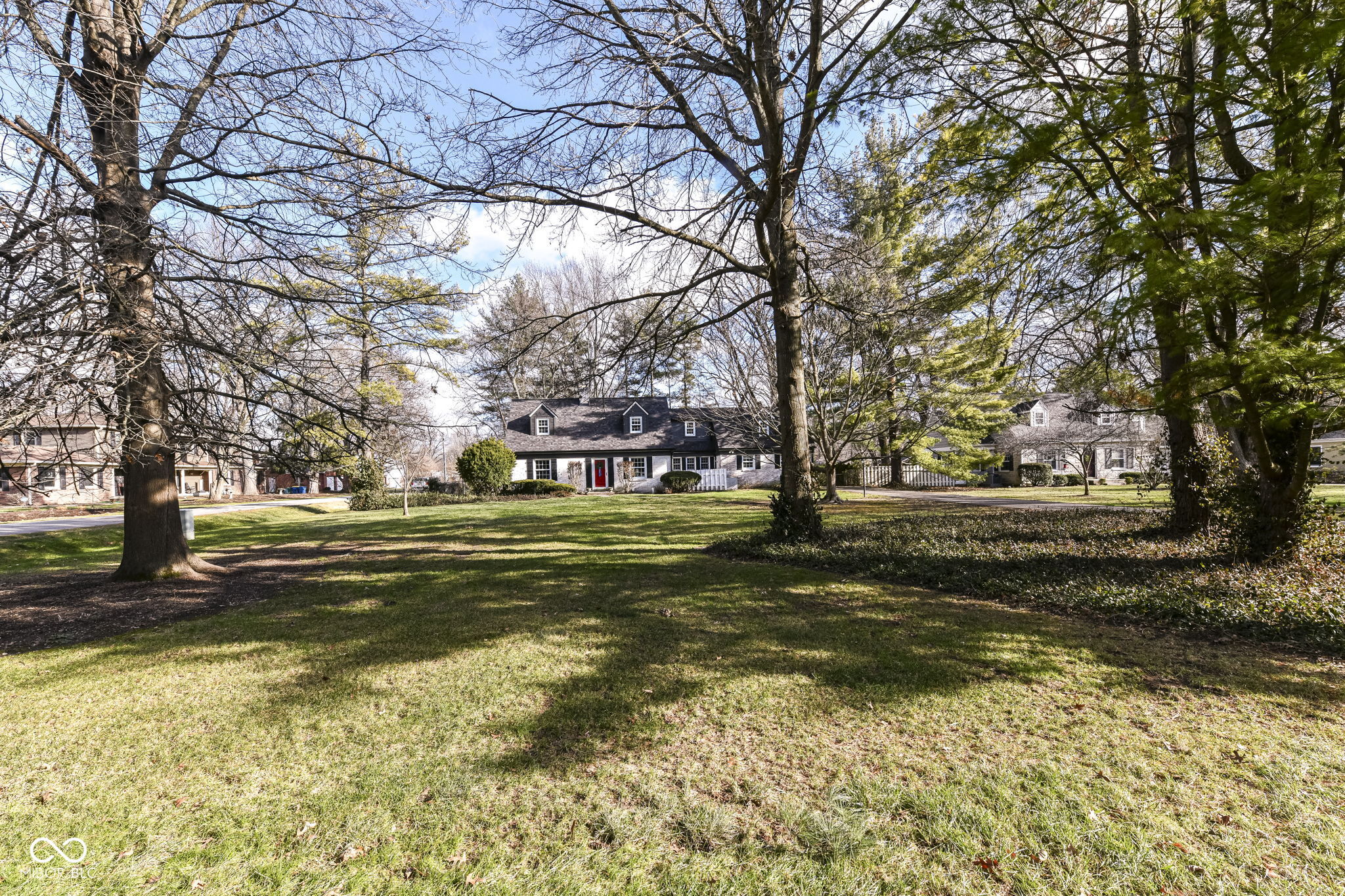 8365 N Pennsylvania Street