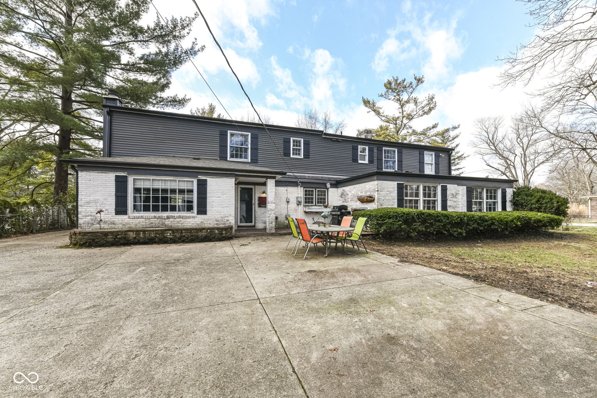 8365 N Pennsylvania Street