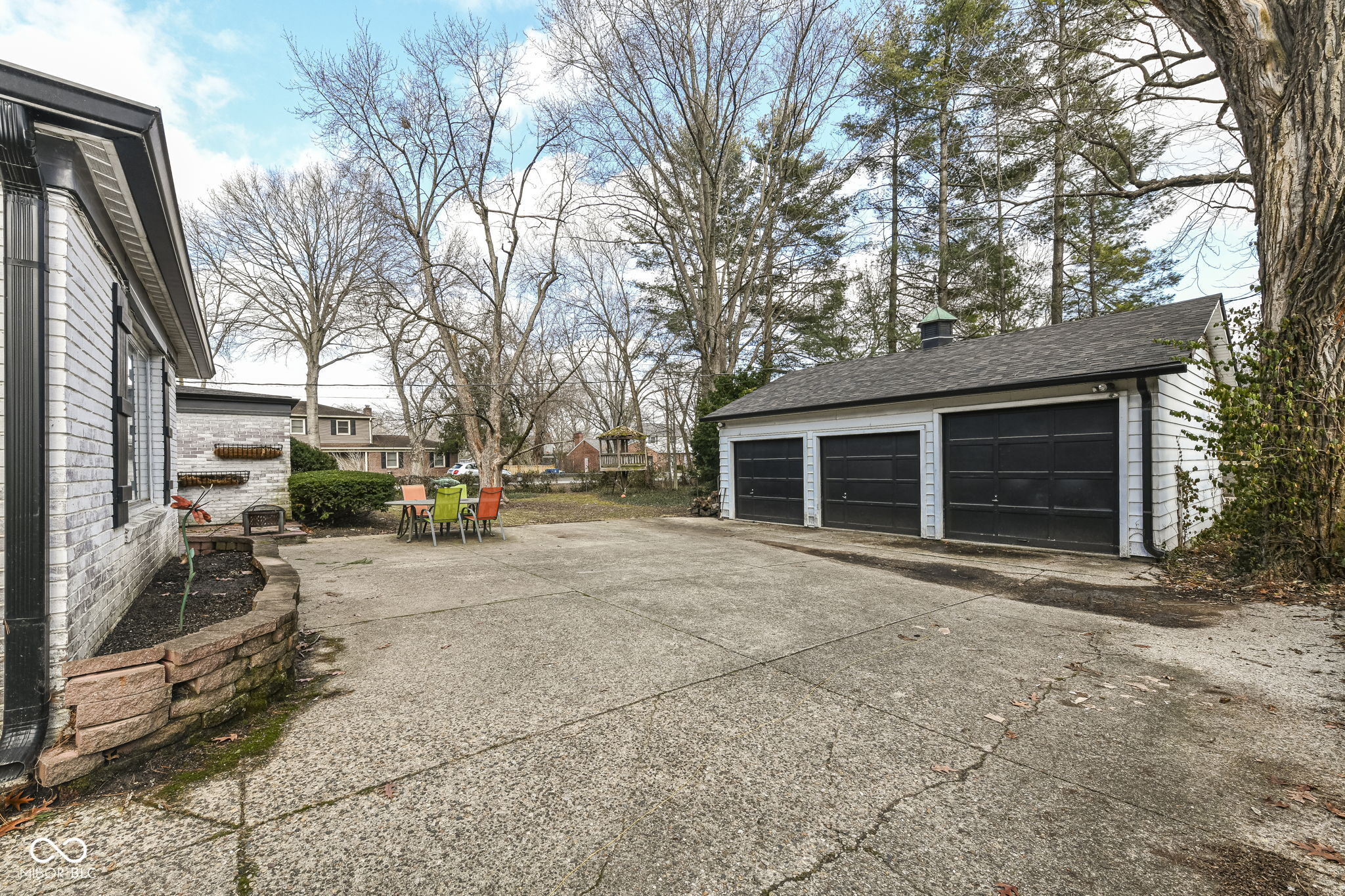 8365 N Pennsylvania Street