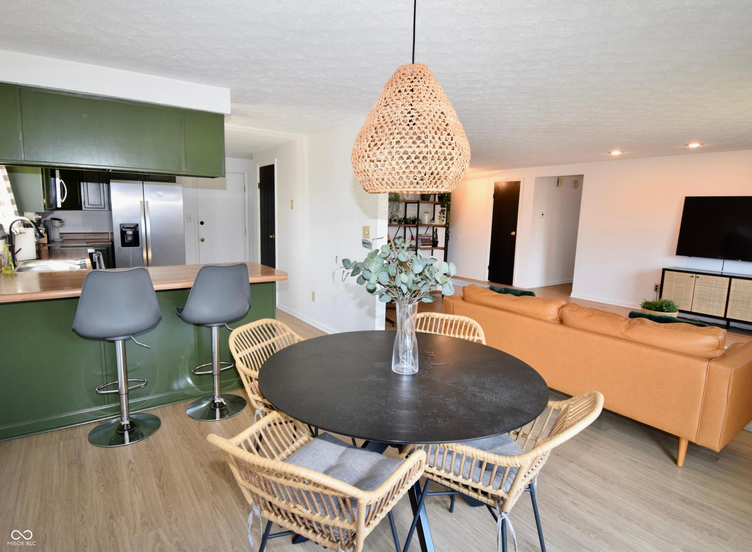 8417 Castle Ridge Lane