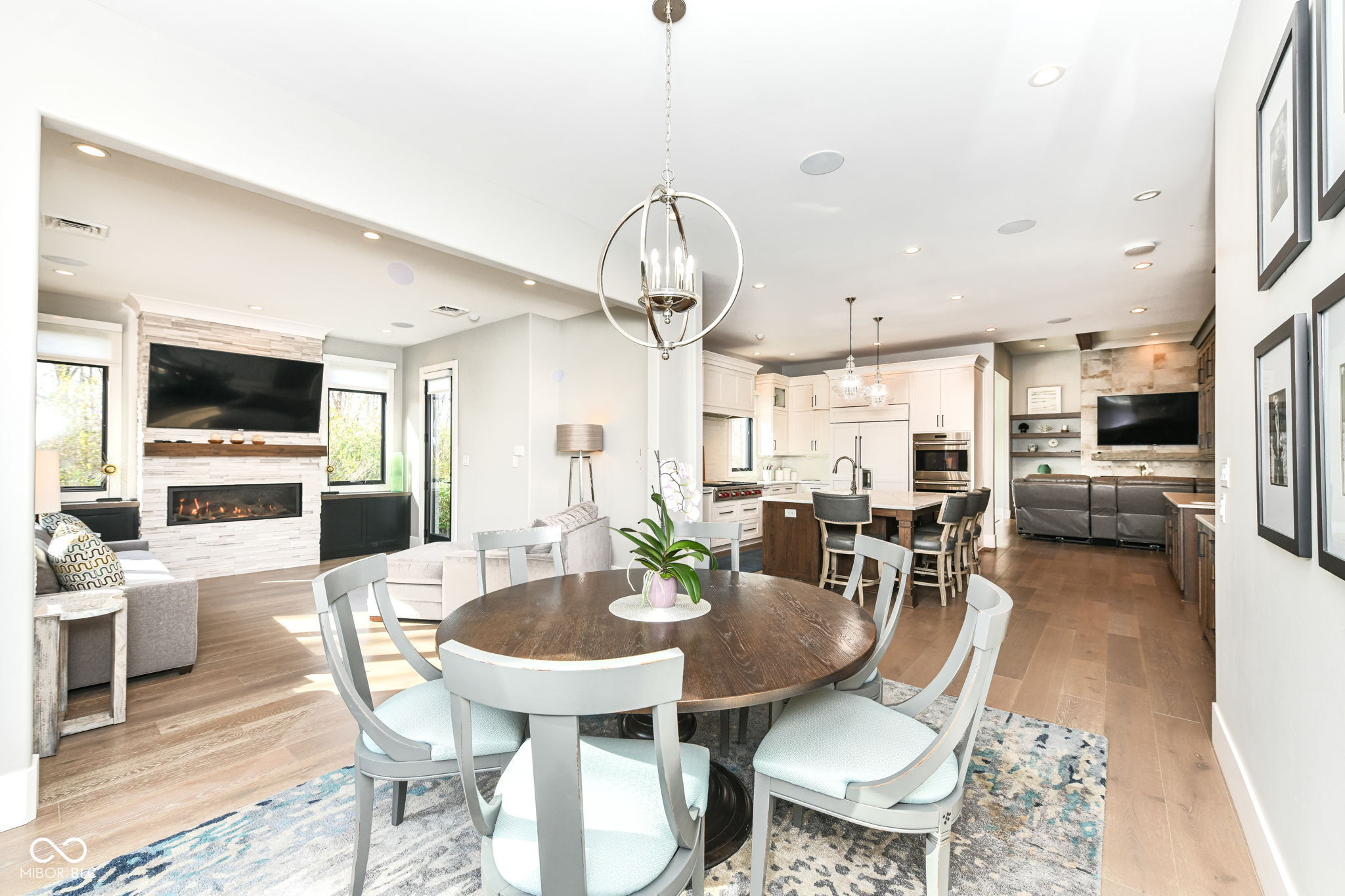 2581 Turning Leaf Lane