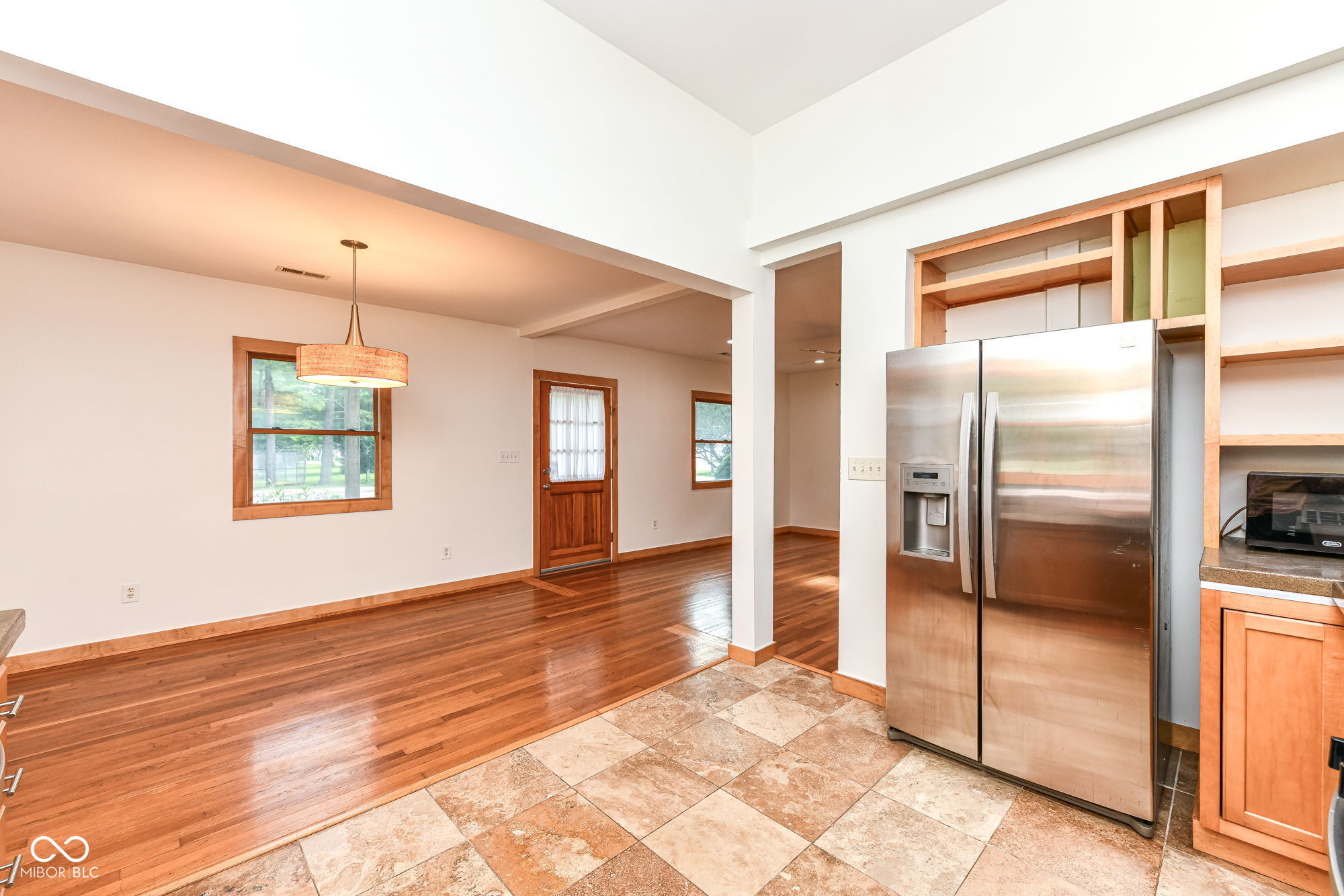 1102 E 49th Street
